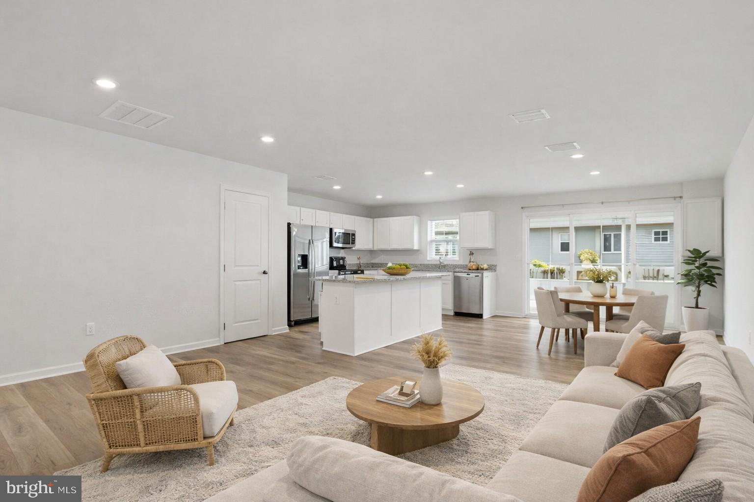 LAUREL PARK - Residential