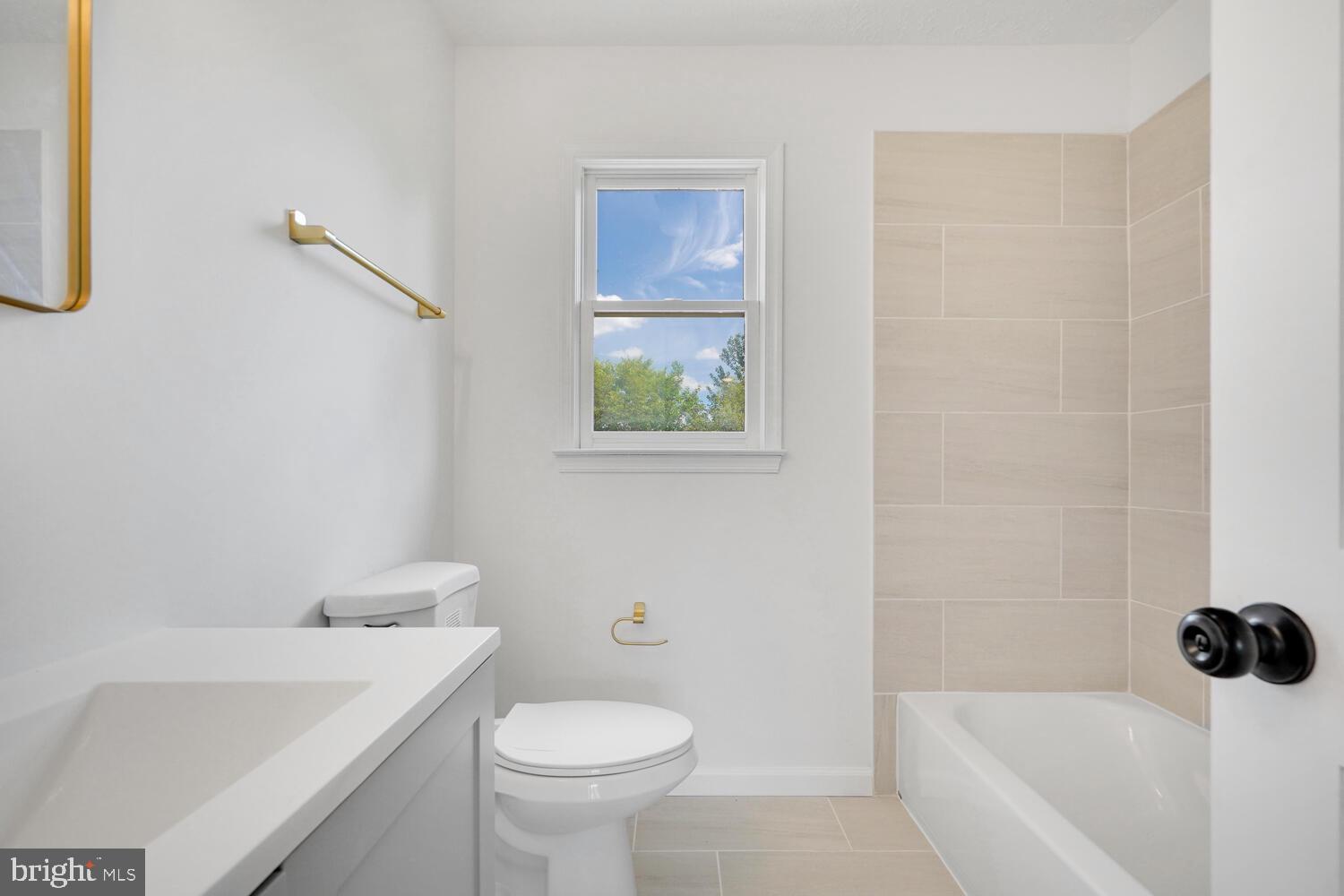 MEADOWBROOKE - Residential