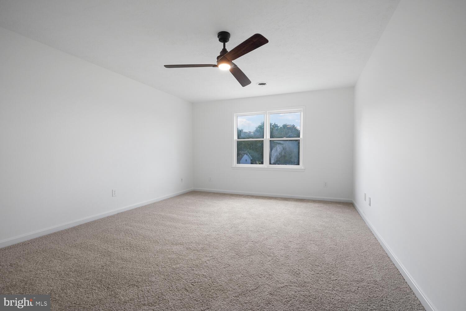 MEADOWBROOKE - Residential