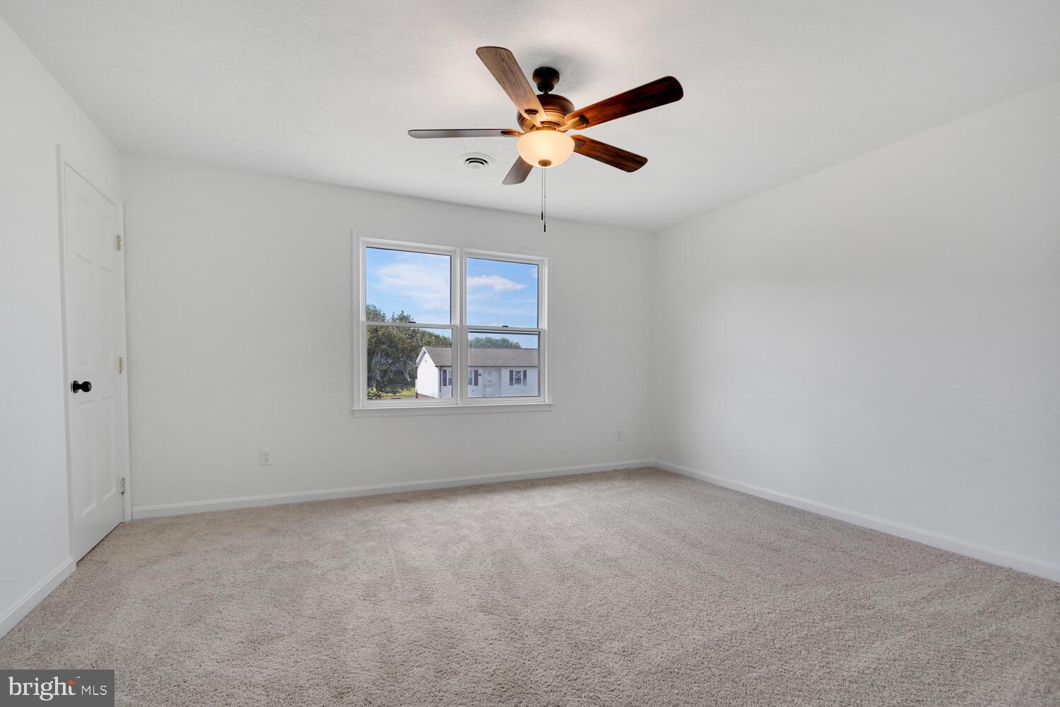 MEADOWBROOKE - Residential