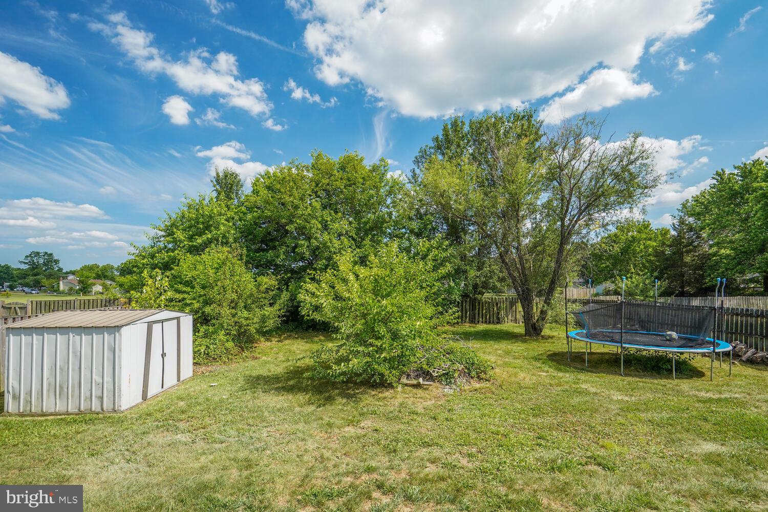 MEADOWBROOKE - Residential