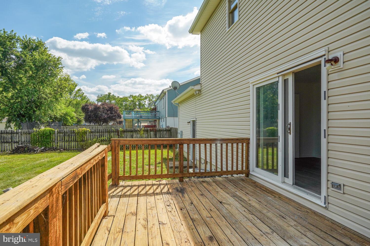 MEADOWBROOKE - Residential