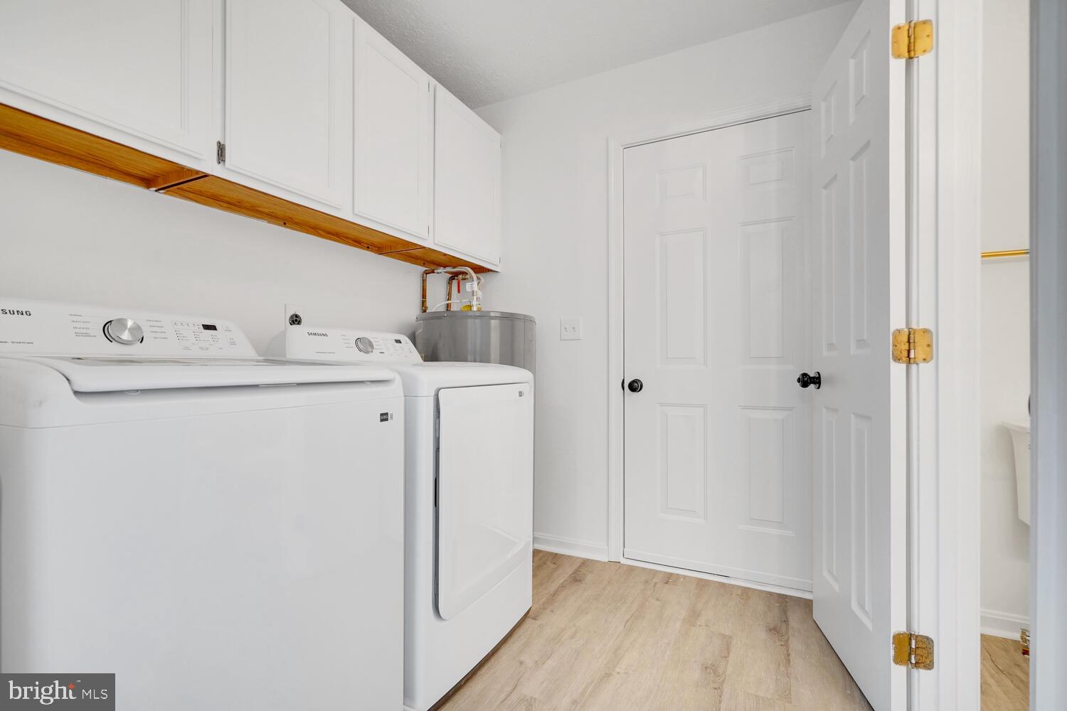 MEADOWBROOKE - Residential