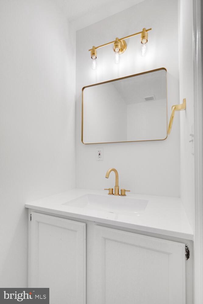 MEADOWBROOKE - Residential