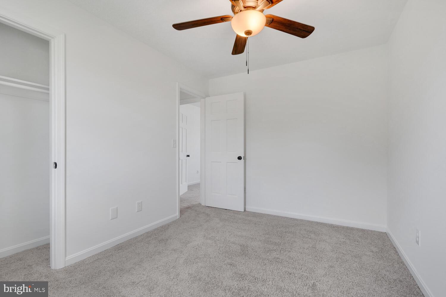 MEADOWBROOKE - Residential