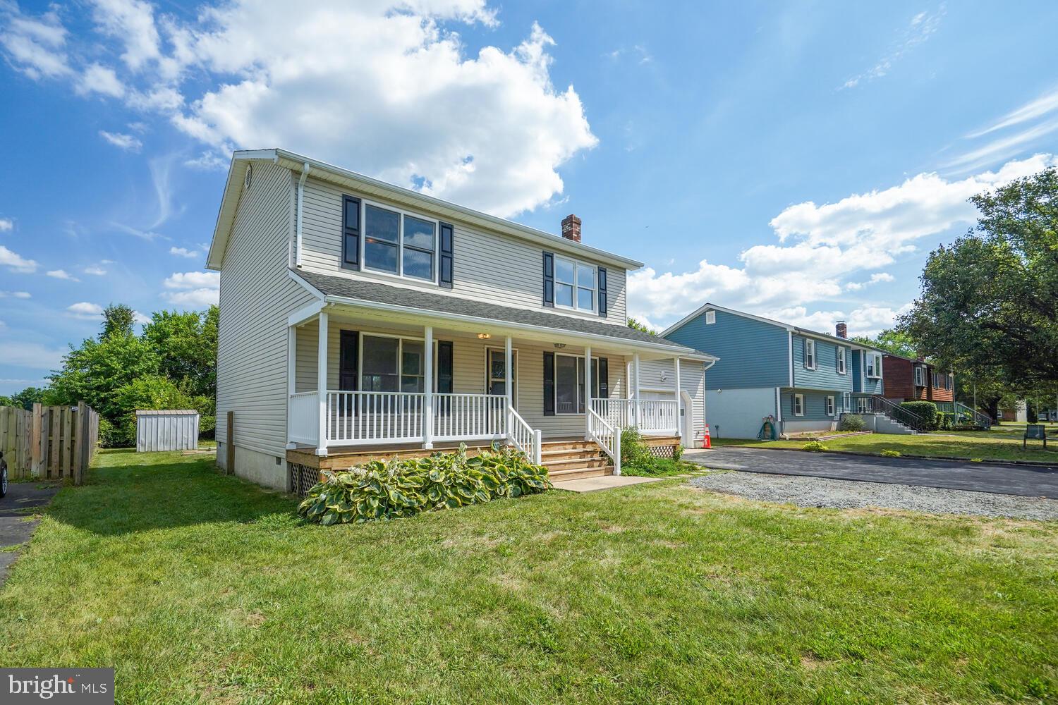 MEADOWBROOKE - Residential