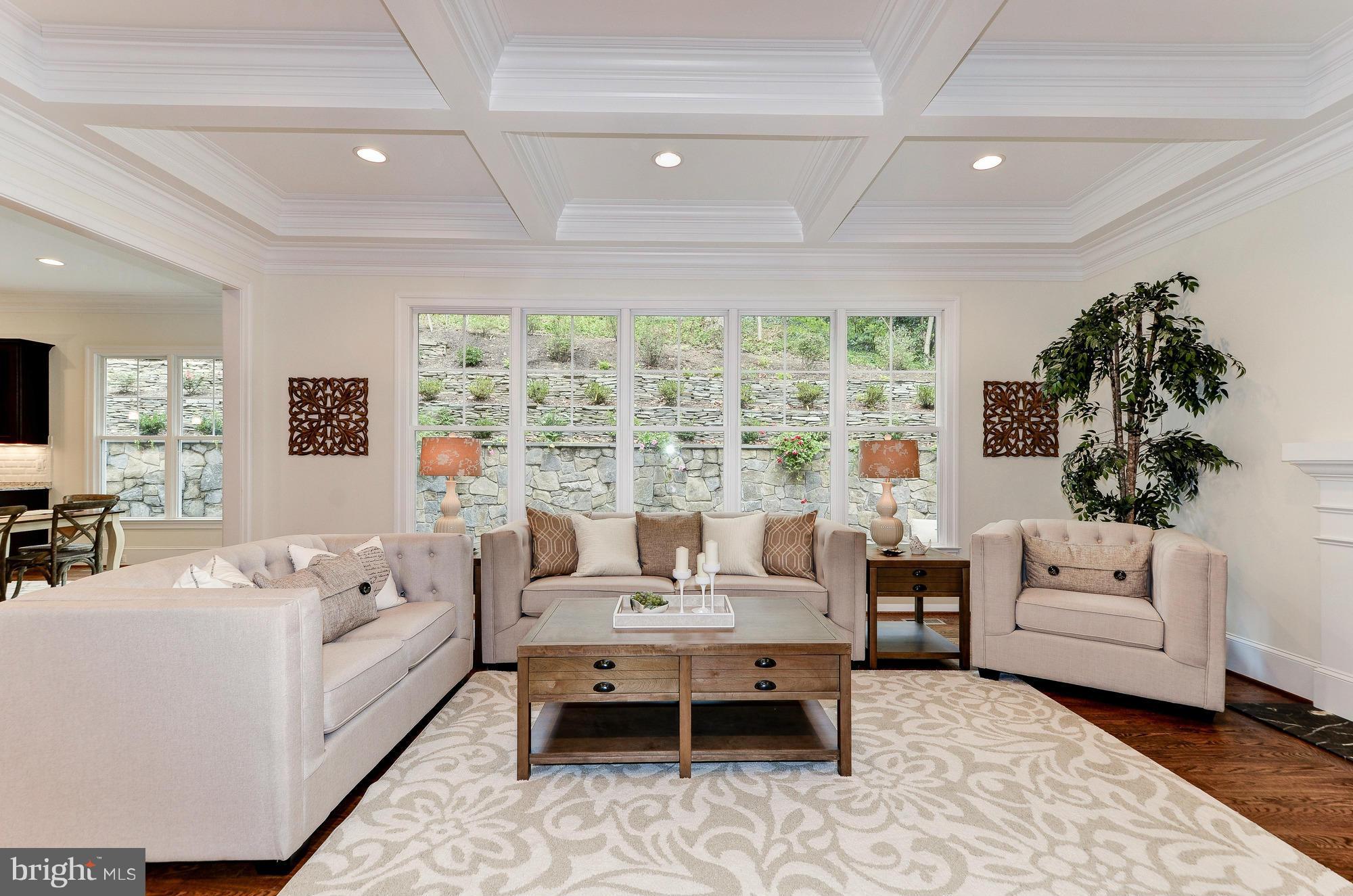 LEE HEIGHTS - Residential