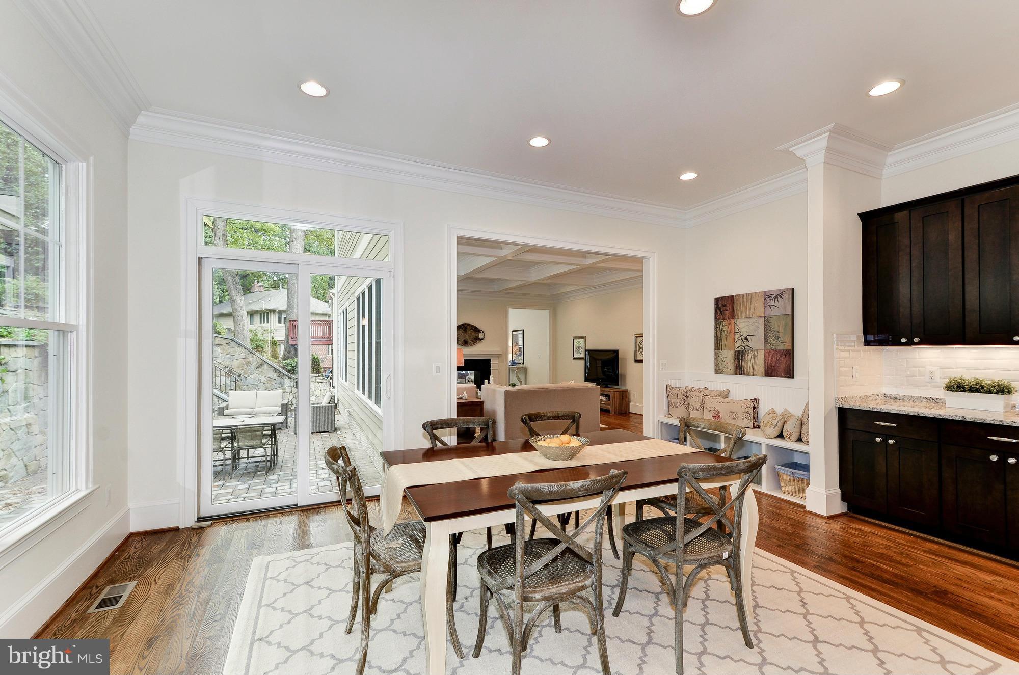 LEE HEIGHTS - Residential