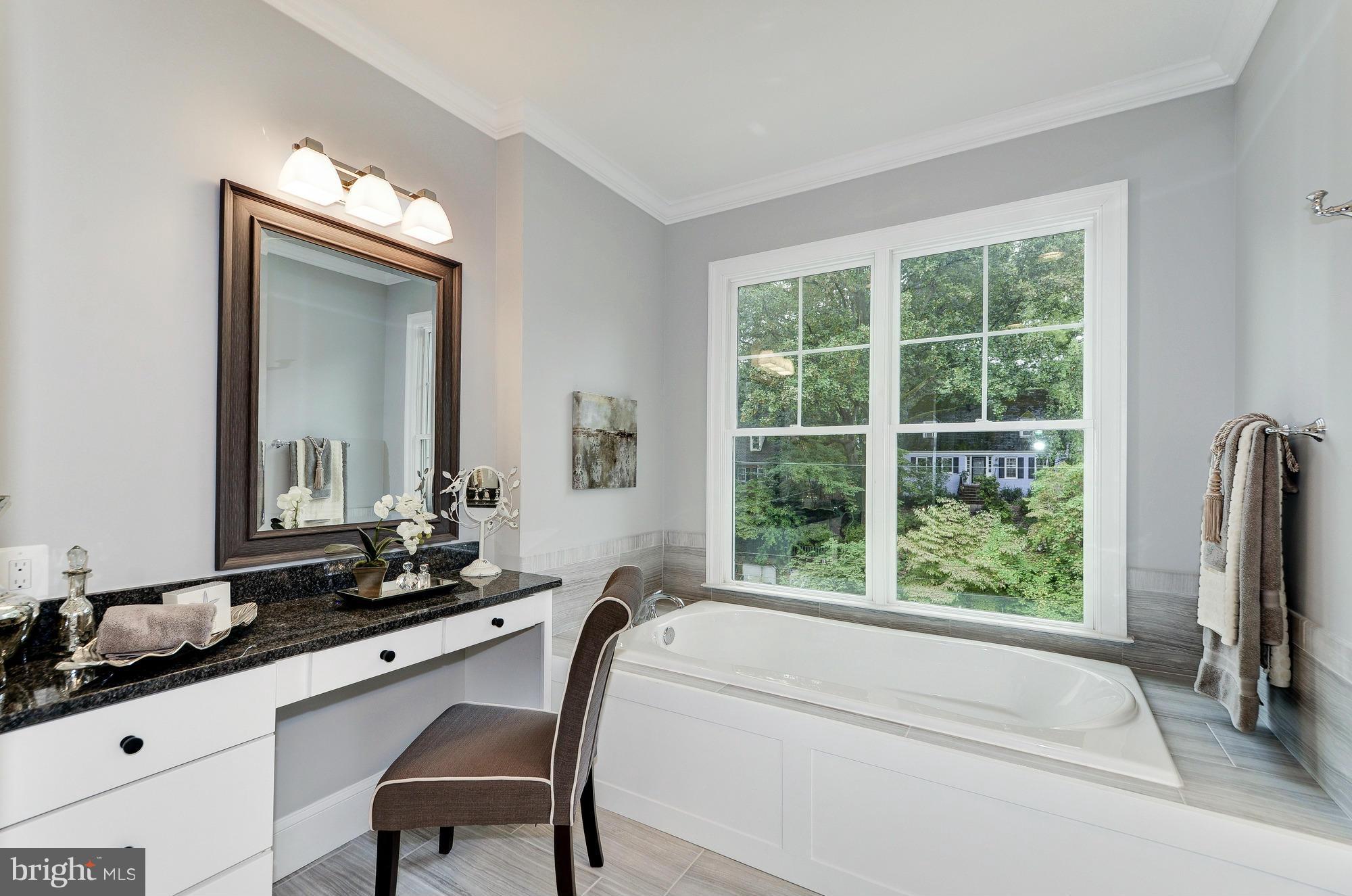 LEE HEIGHTS - Residential