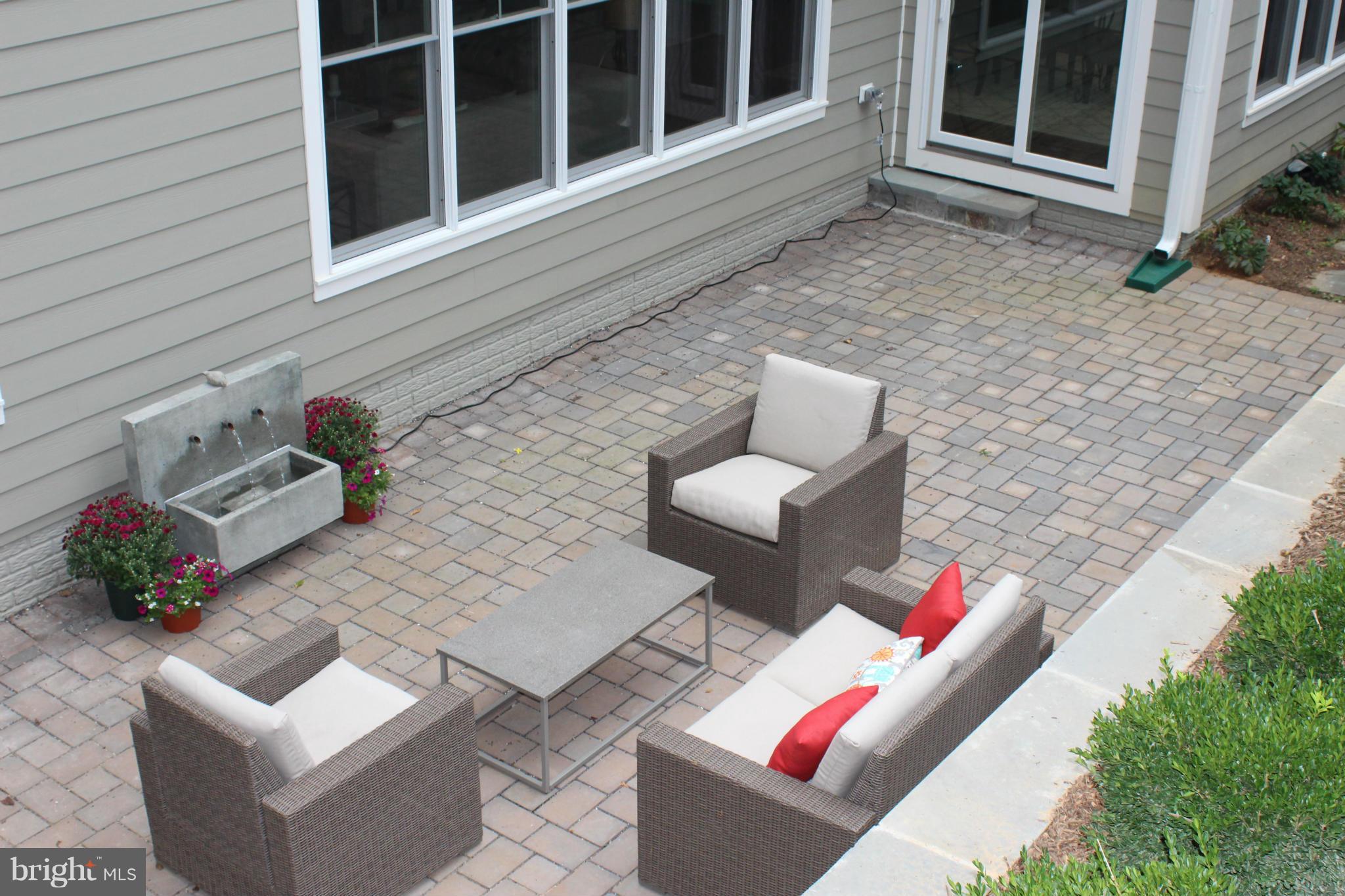 LEE HEIGHTS - Residential