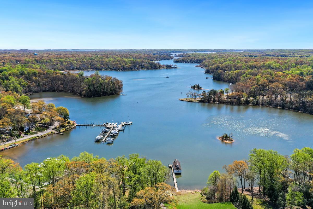 BEN OAKS ON SEVERN - Residential