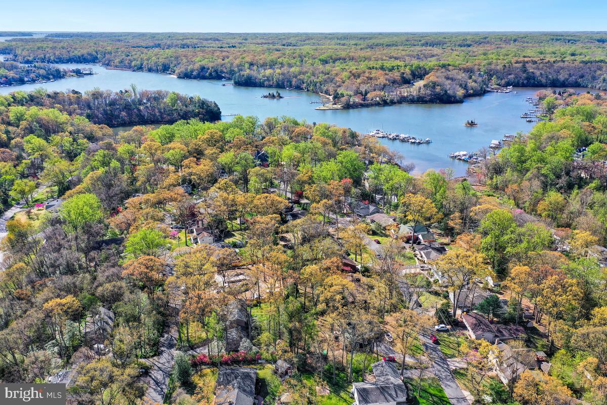 BEN OAKS ON SEVERN - Residential
