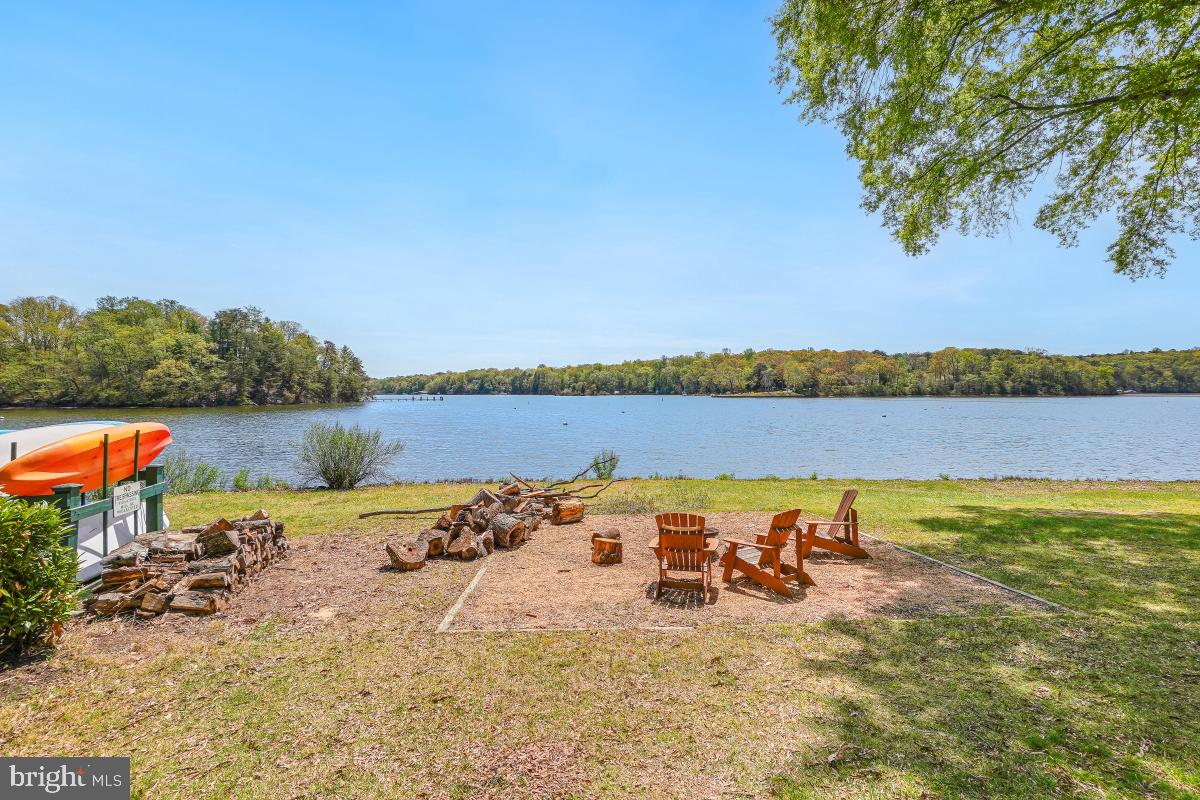 BEN OAKS ON SEVERN - Residential