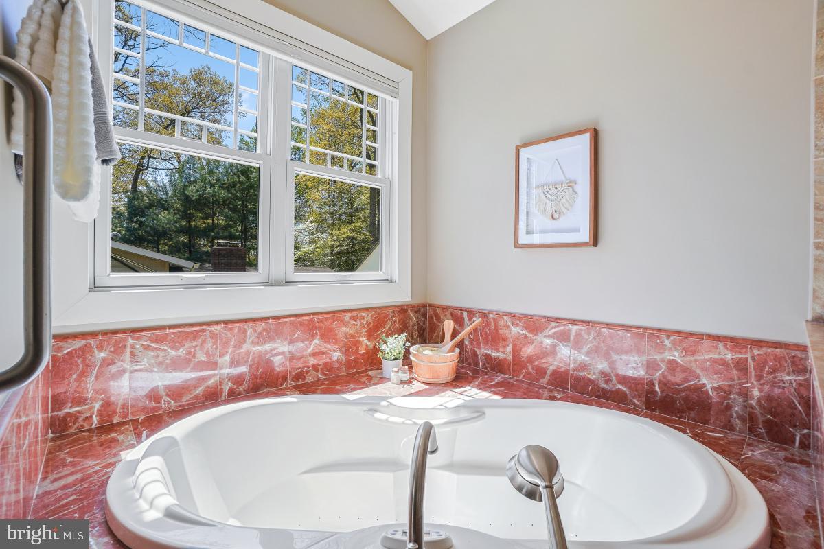 BEN OAKS ON SEVERN - Residential