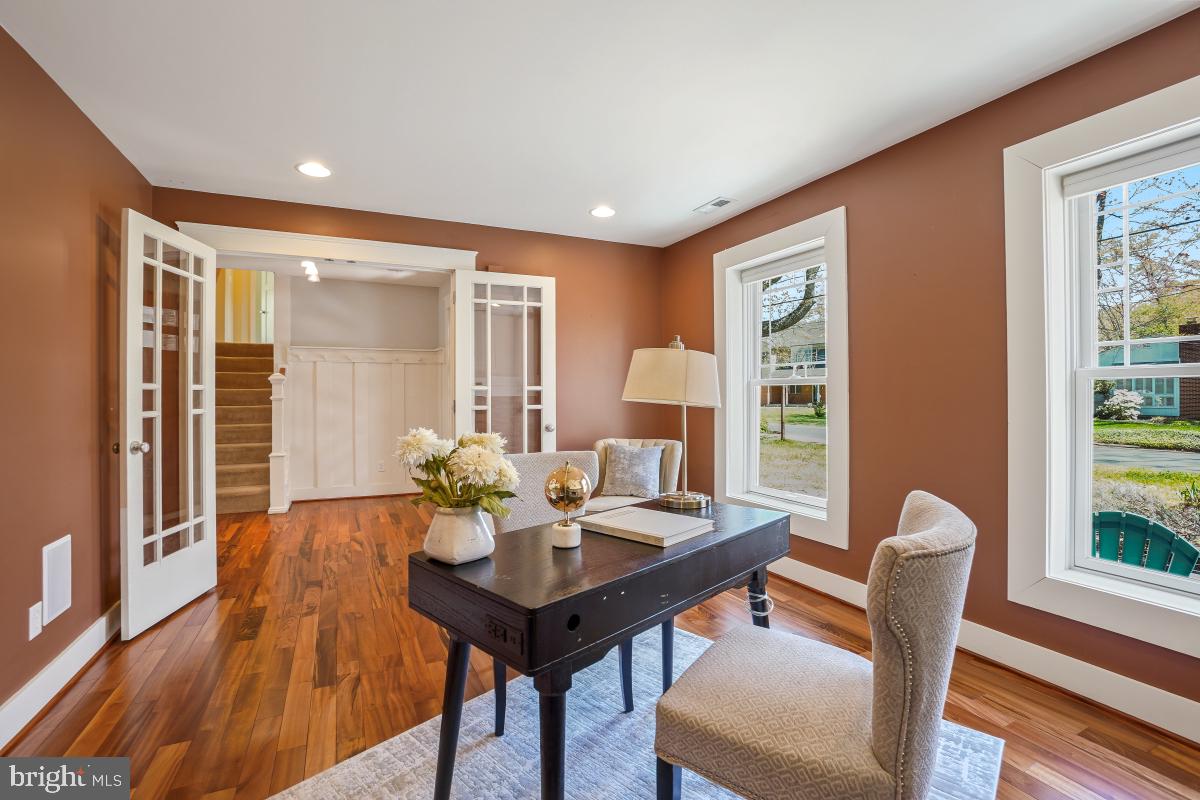 BEN OAKS ON SEVERN - Residential