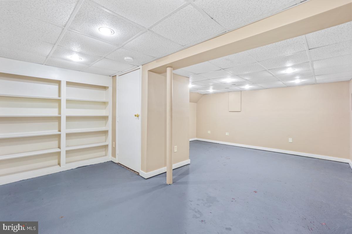 BEN OAKS ON SEVERN - Residential