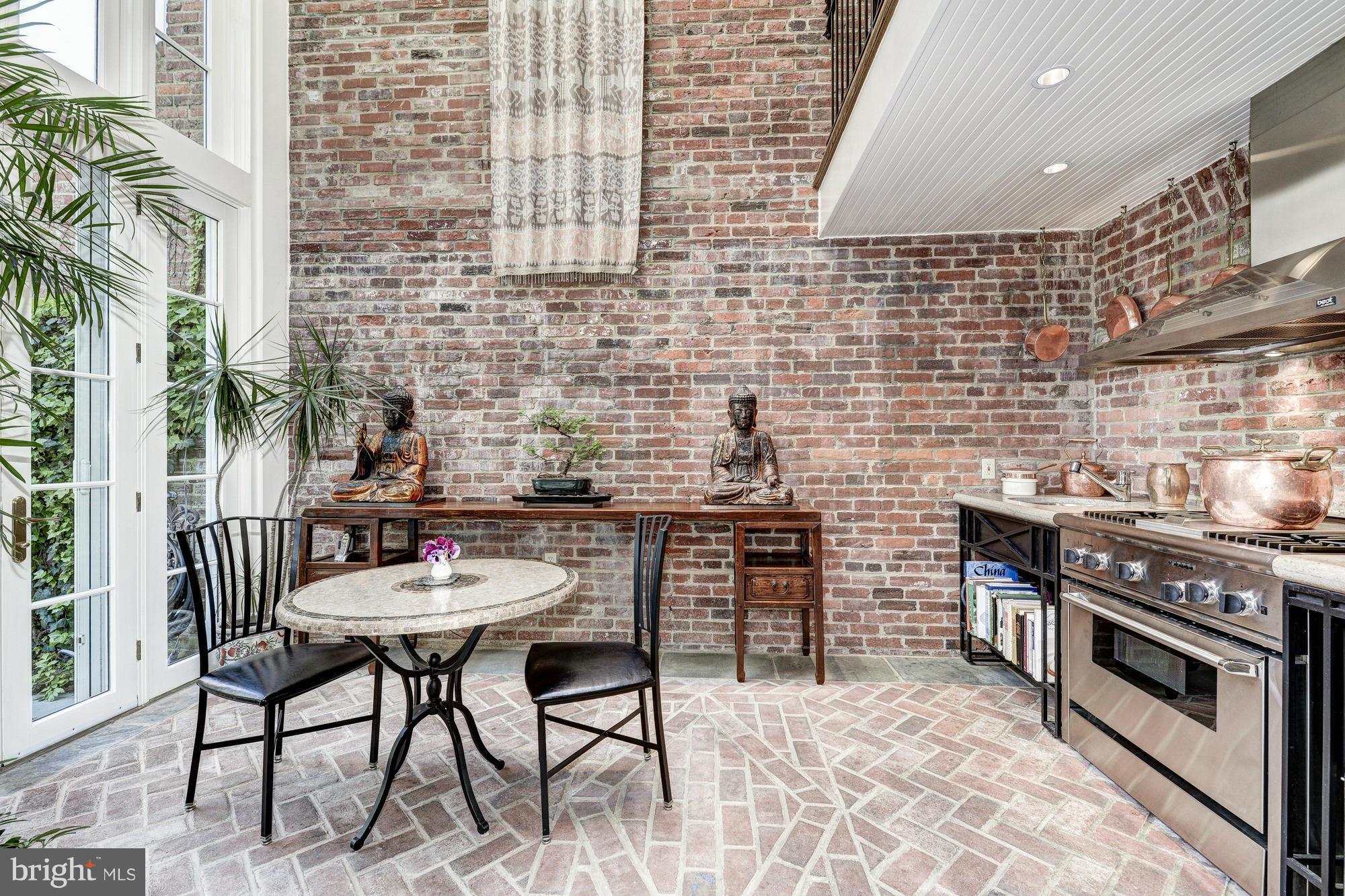 GEORGETOWN - Residential