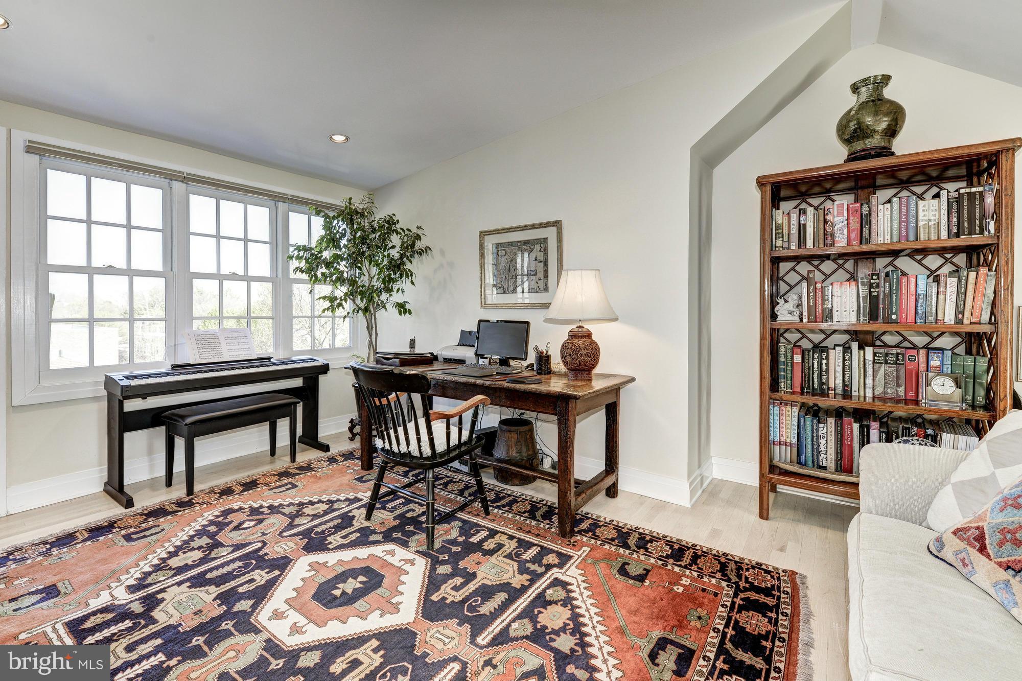 GEORGETOWN - Residential