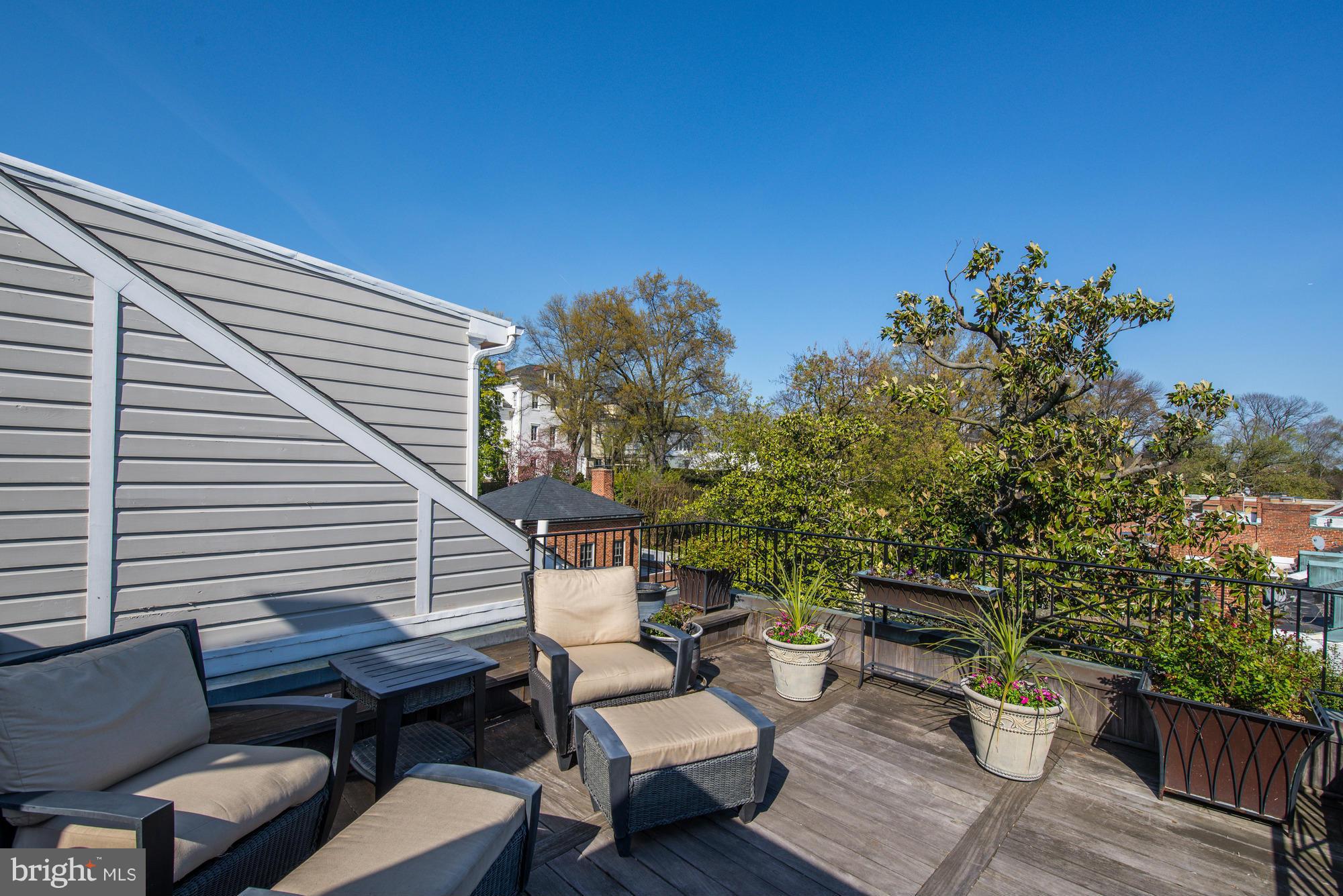 GEORGETOWN - Residential