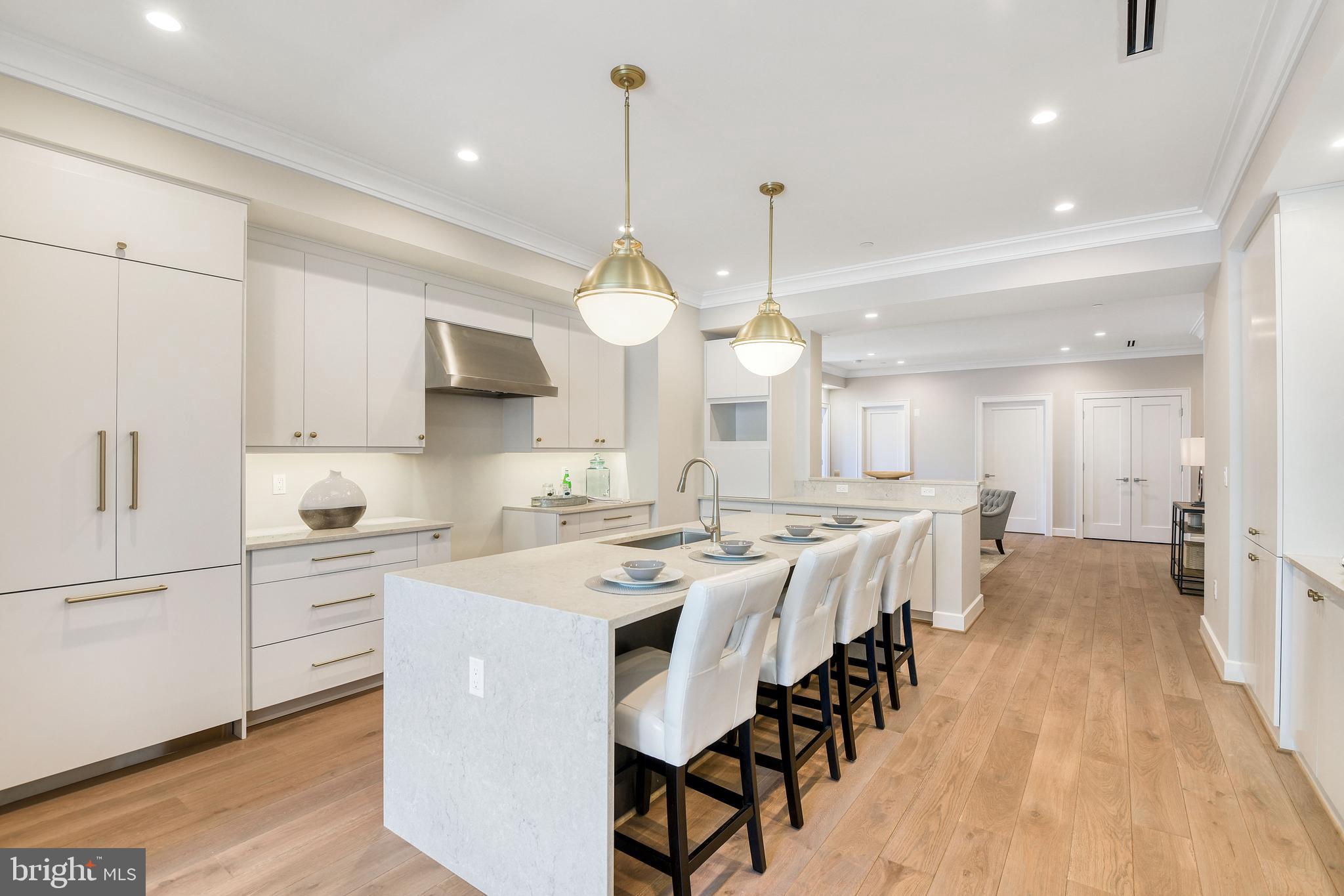 MURRAY HILL - Residential