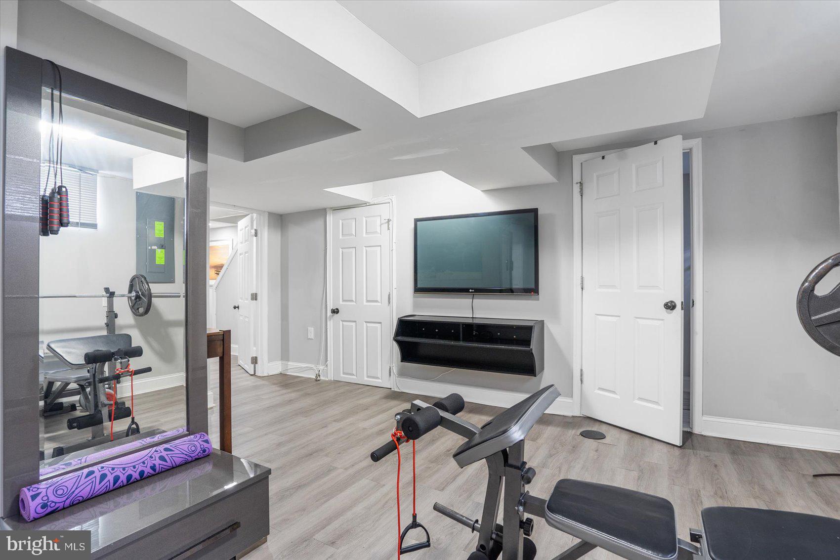 EDNOR GARDENS - LAKESIDE - Residential