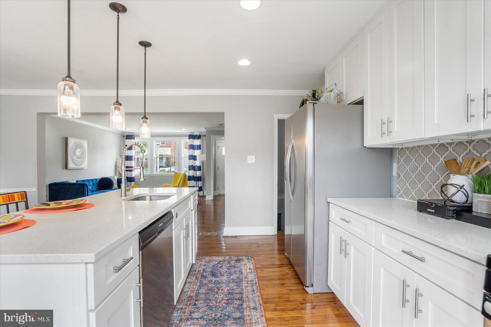 EDNOR GARDENS - LAKESIDE - Residential