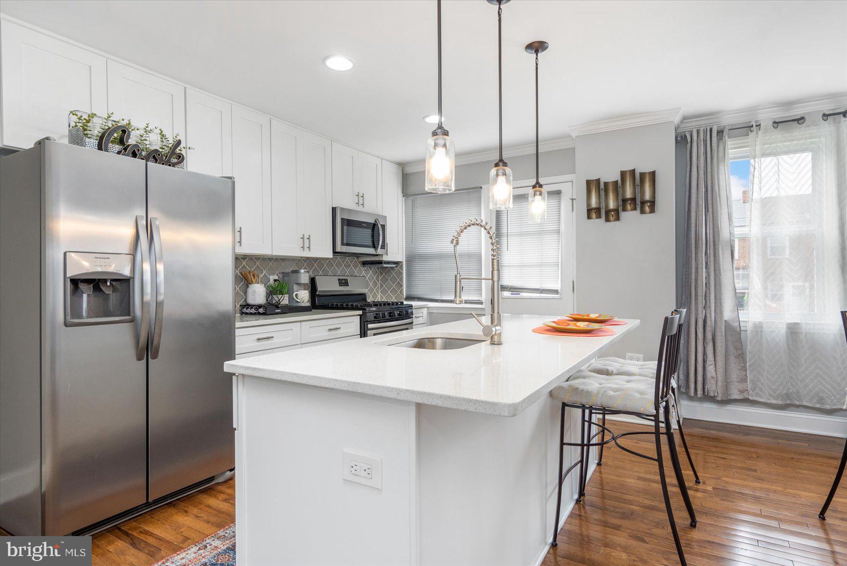 EDNOR GARDENS - LAKESIDE - Residential