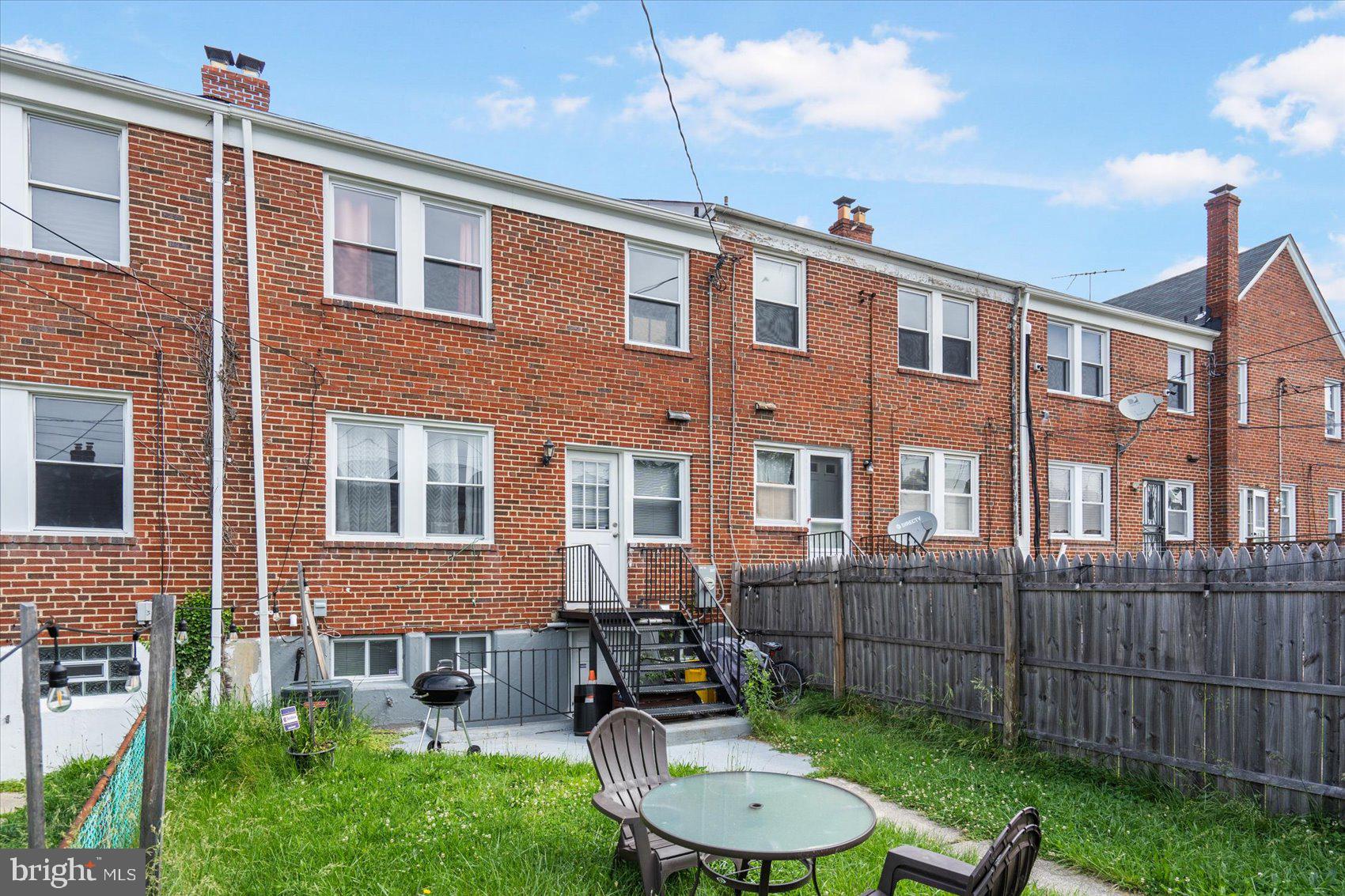 EDNOR GARDENS - LAKESIDE - Residential