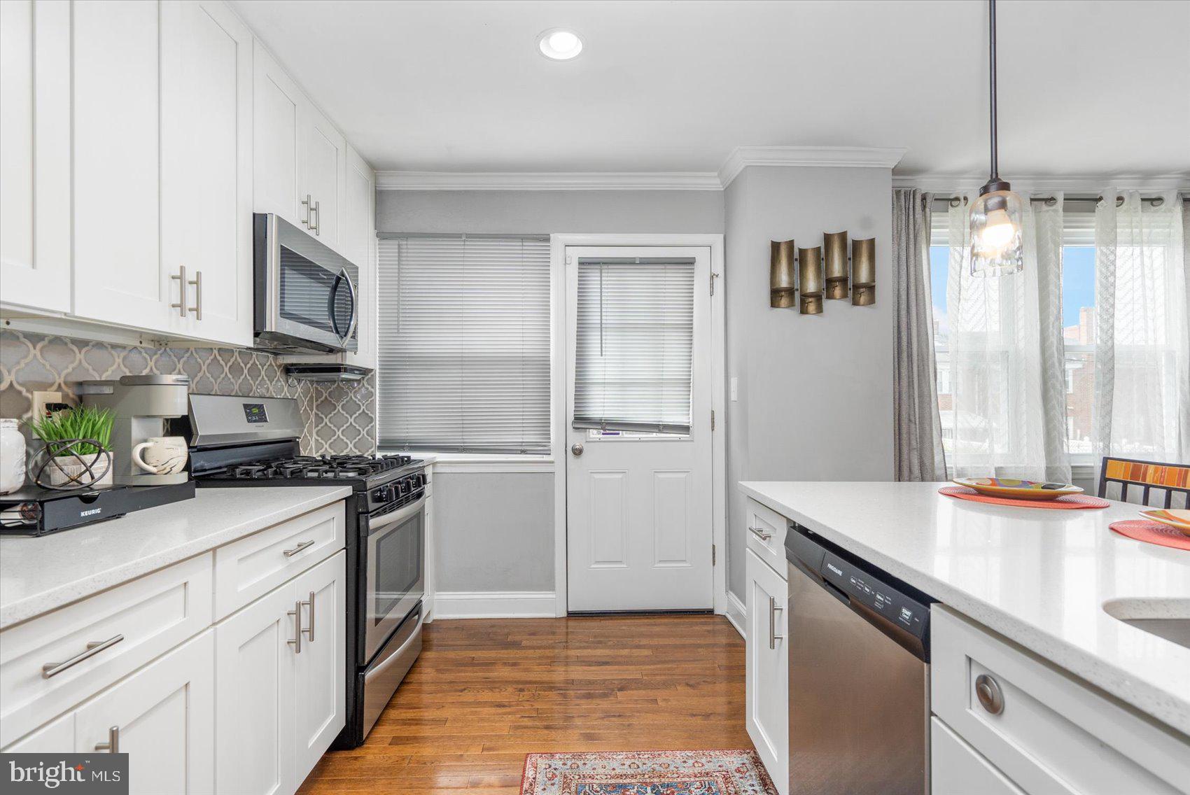 EDNOR GARDENS - LAKESIDE - Residential