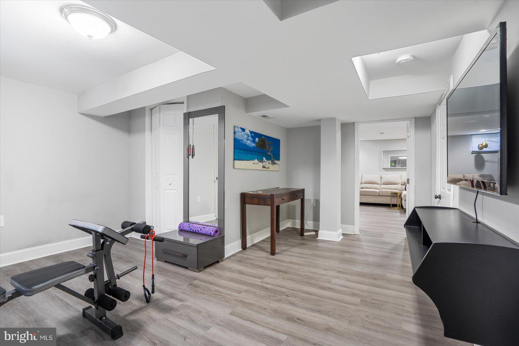 EDNOR GARDENS - LAKESIDE - Residential