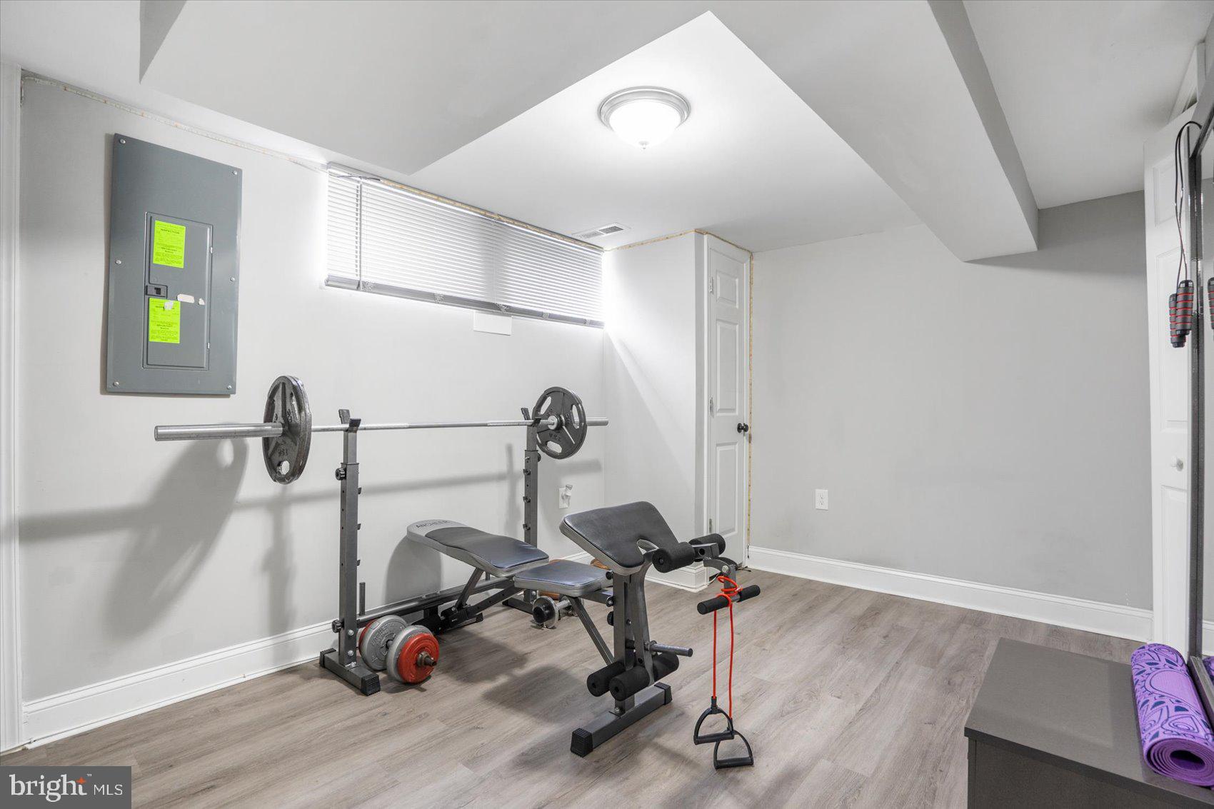 EDNOR GARDENS - LAKESIDE - Residential