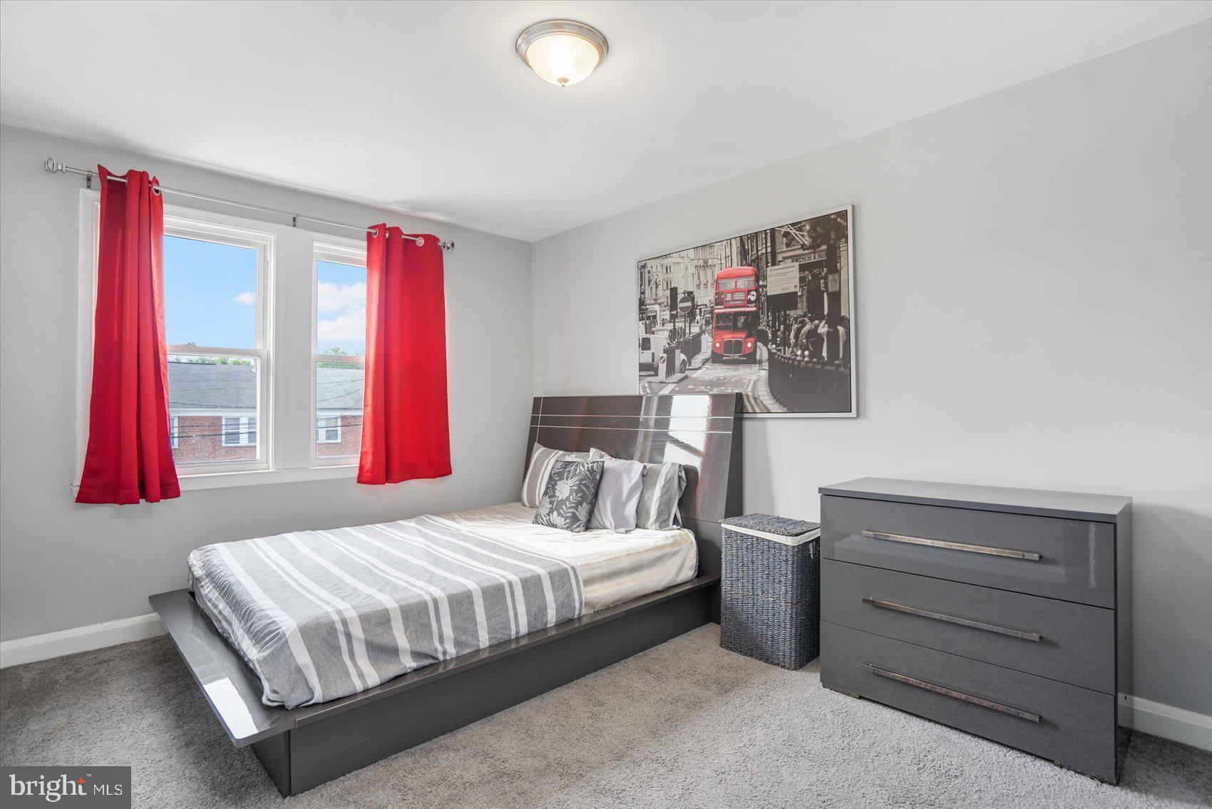 EDNOR GARDENS - LAKESIDE - Residential