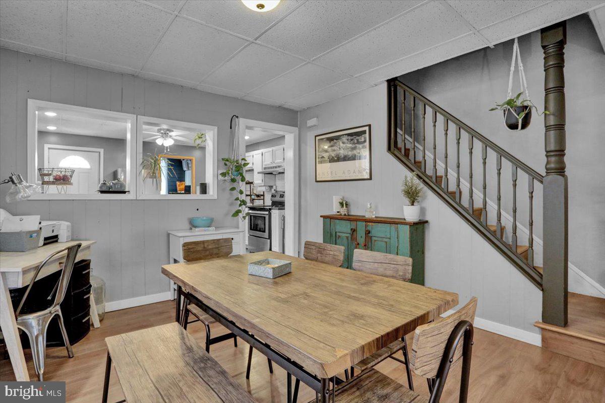 121 N FRANKLIN STREET