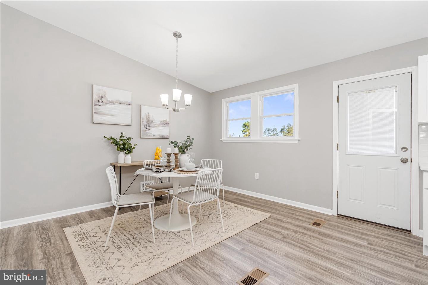 CHARTWELL - Residential