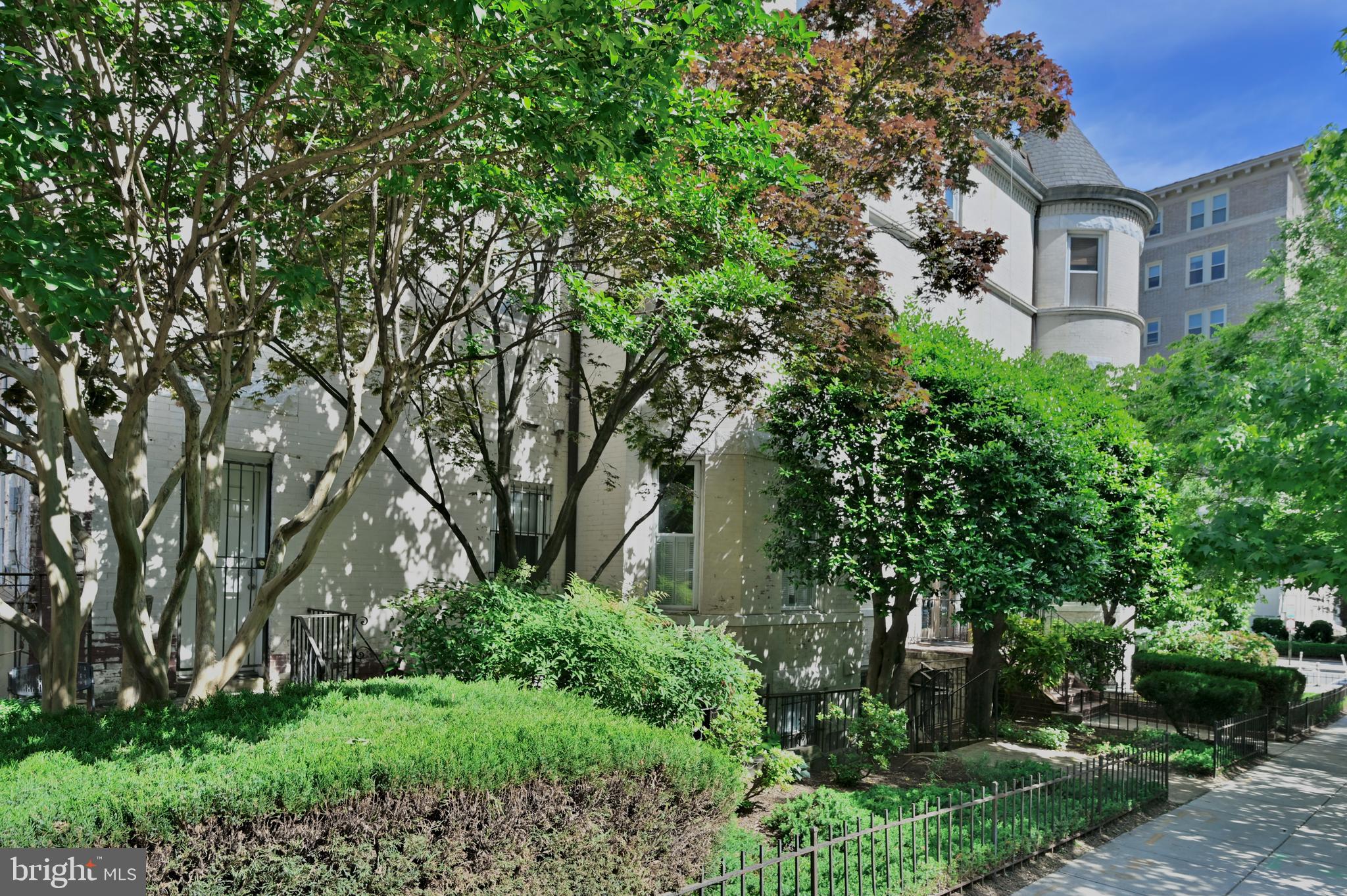 DUPONT CIRCLE - Residential Lease