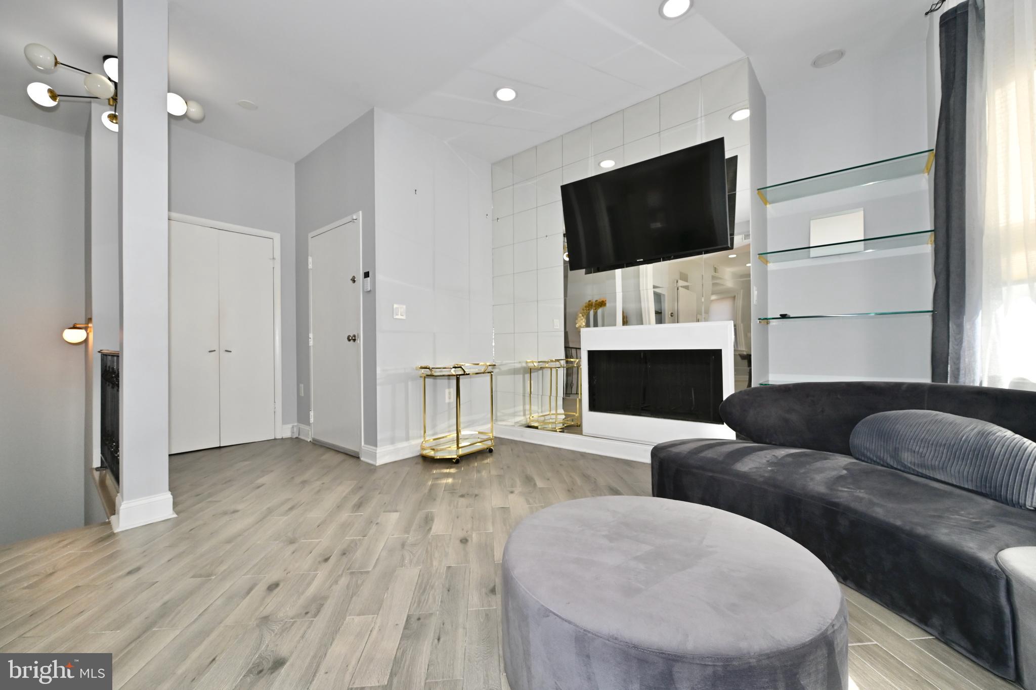 DUPONT CIRCLE - Residential Lease