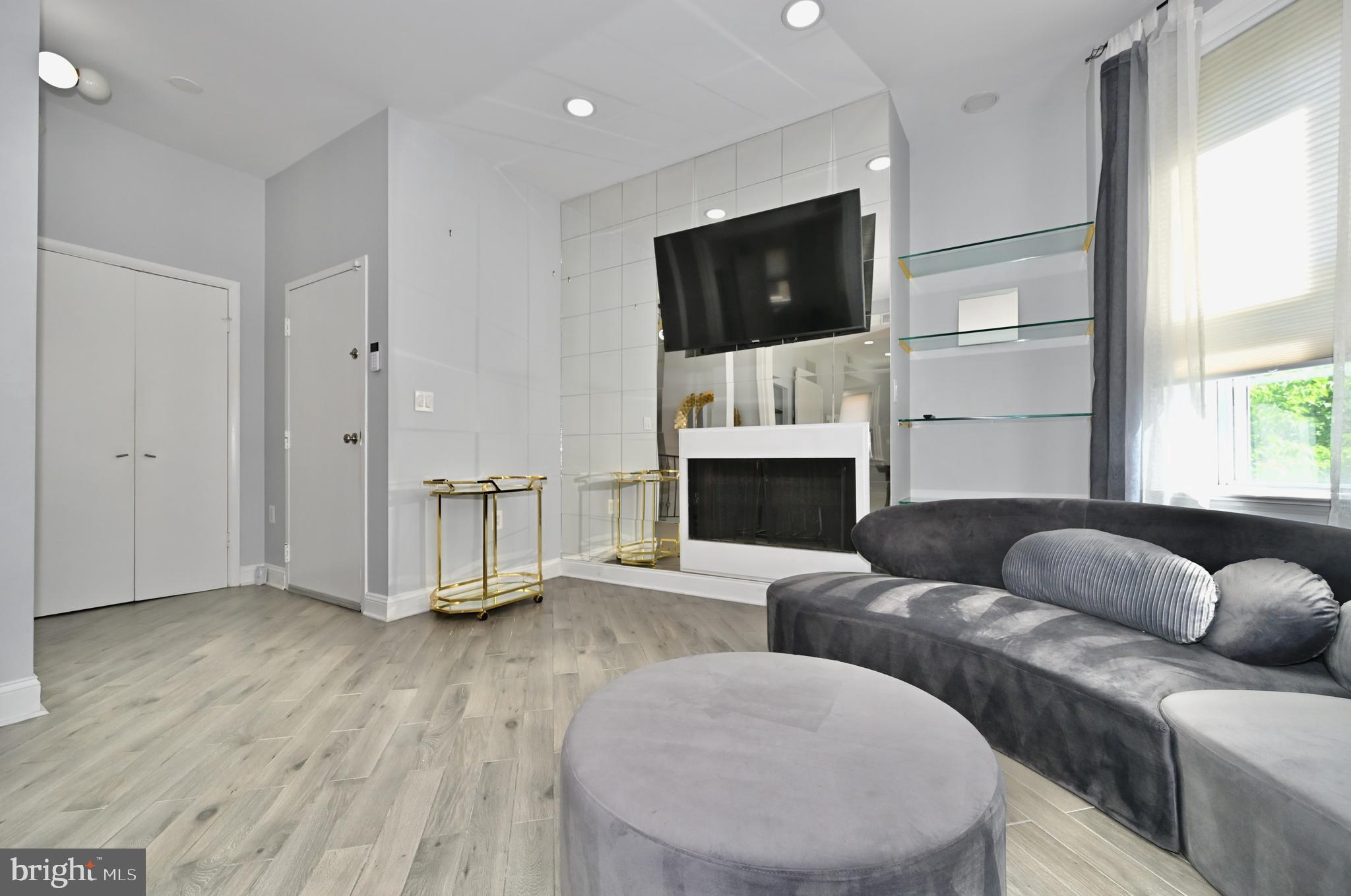 DUPONT CIRCLE - Residential Lease