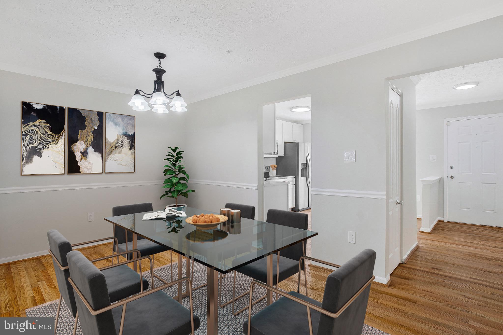 SOUTH HAMPTON - Residential