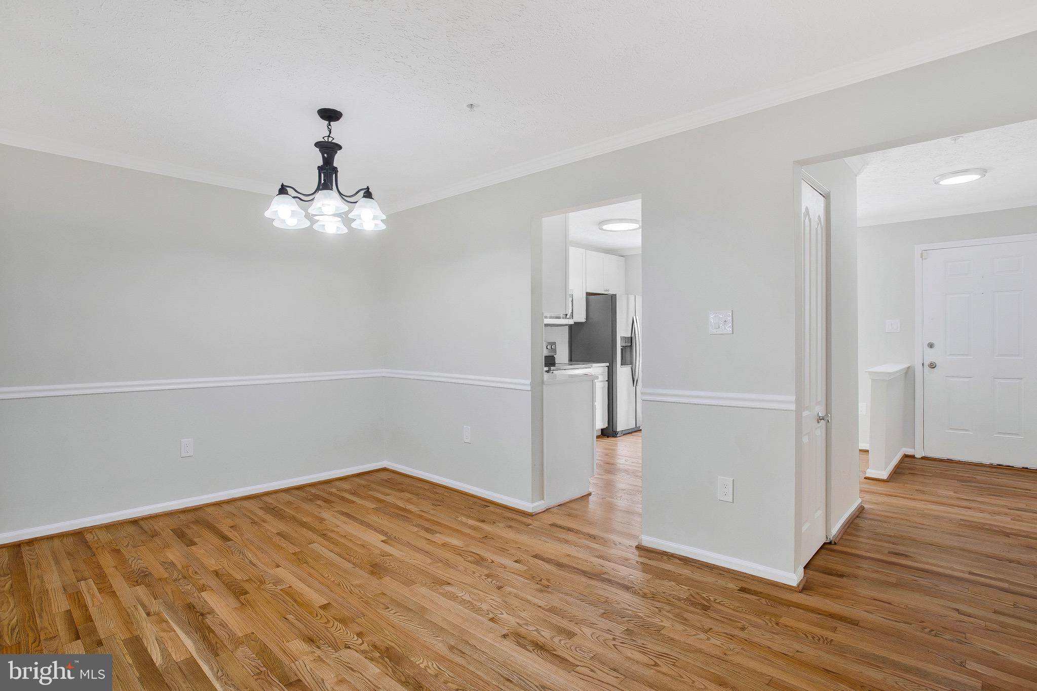 SOUTH HAMPTON - Residential