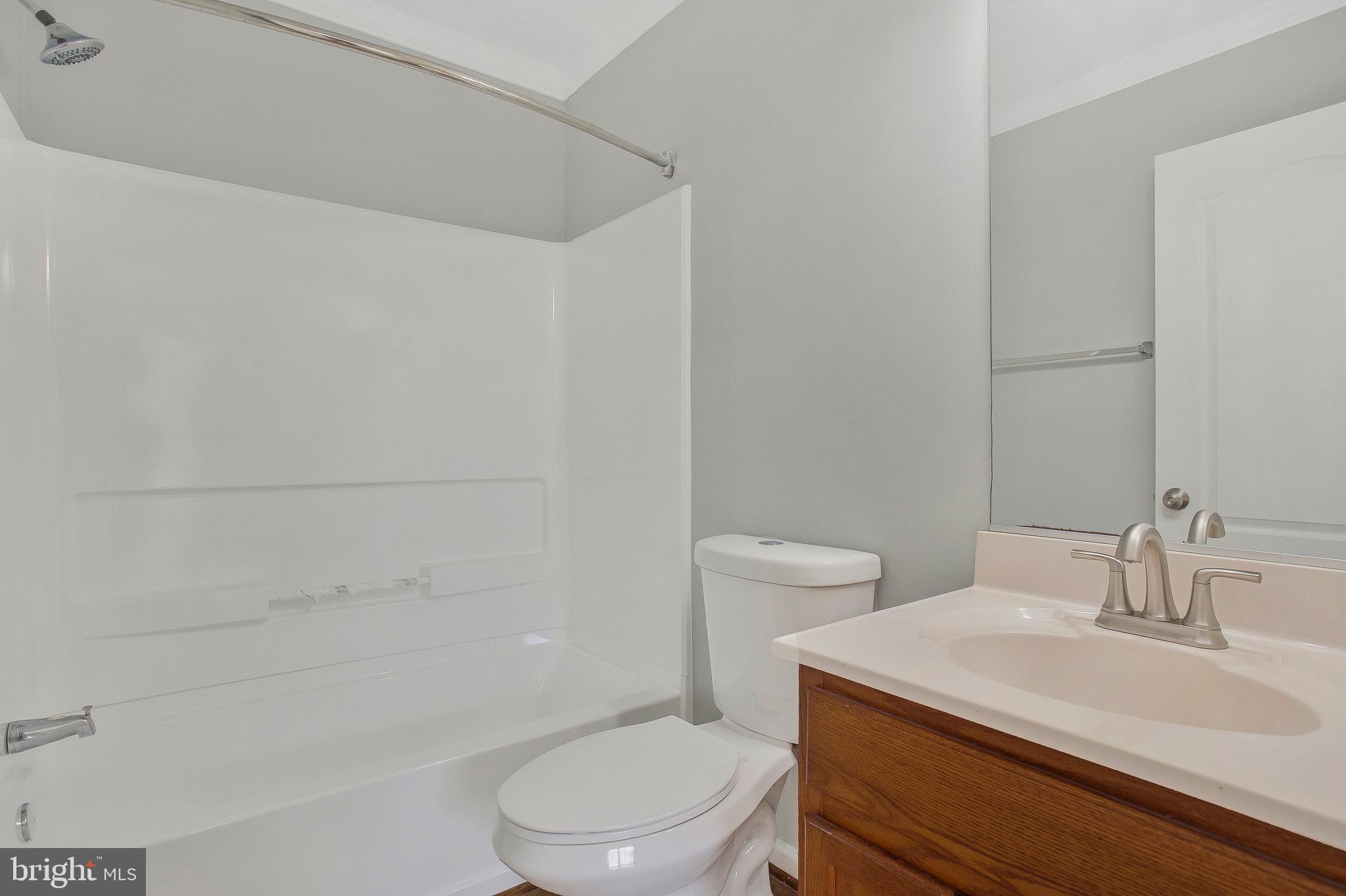 SOUTH HAMPTON - Residential