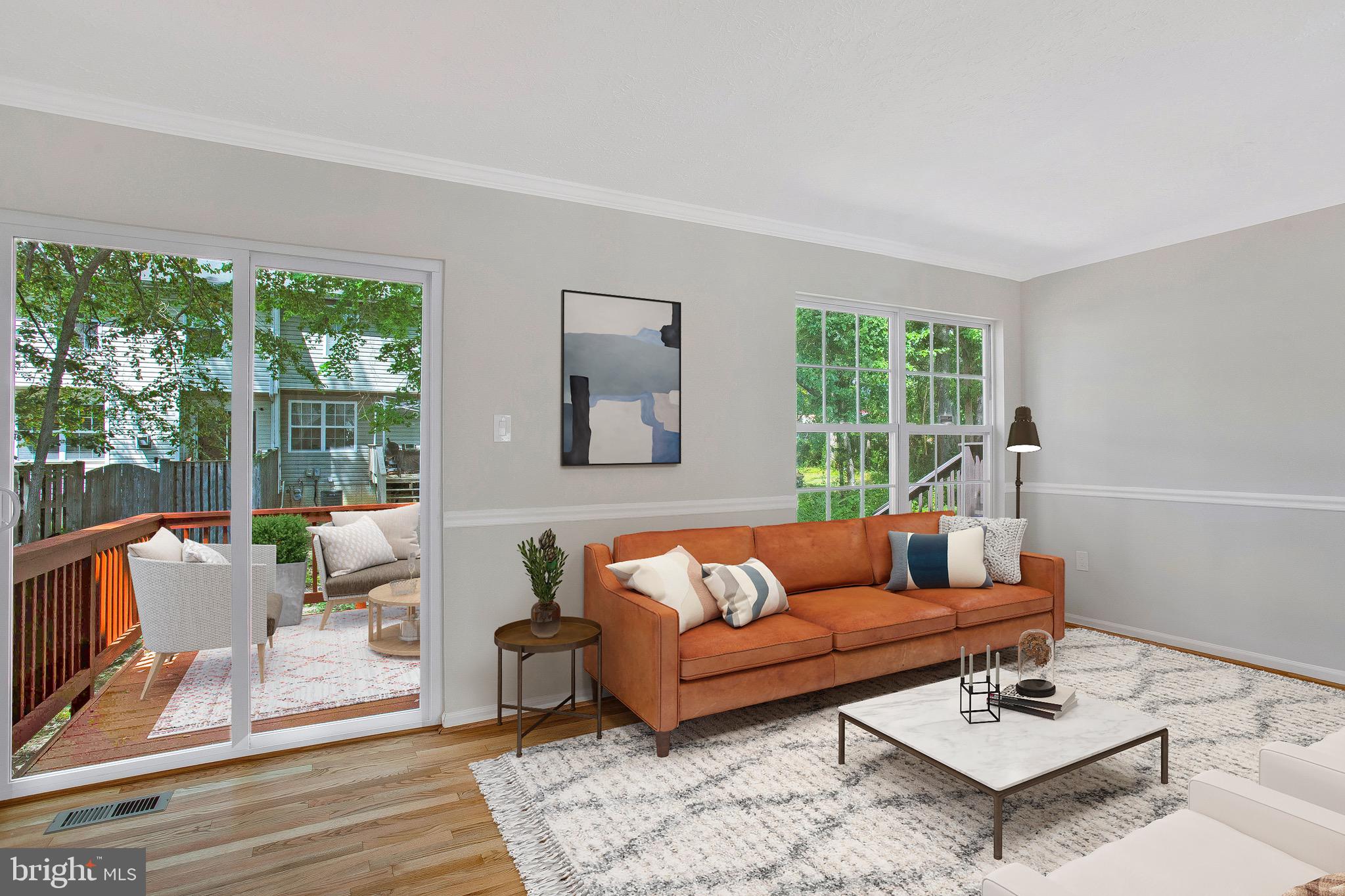 SOUTH HAMPTON - Residential