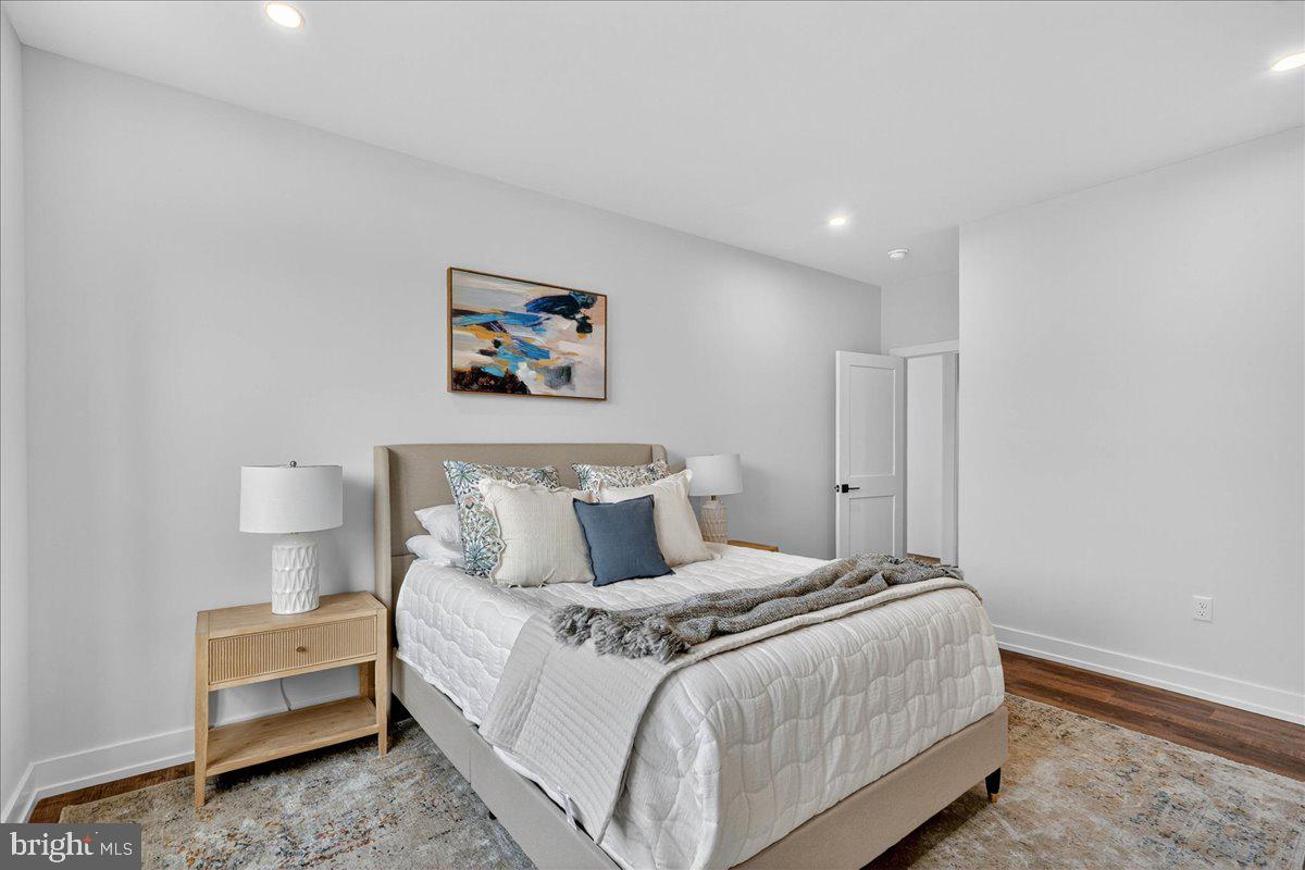 LEDERACH VILLAGE - Residential Lease