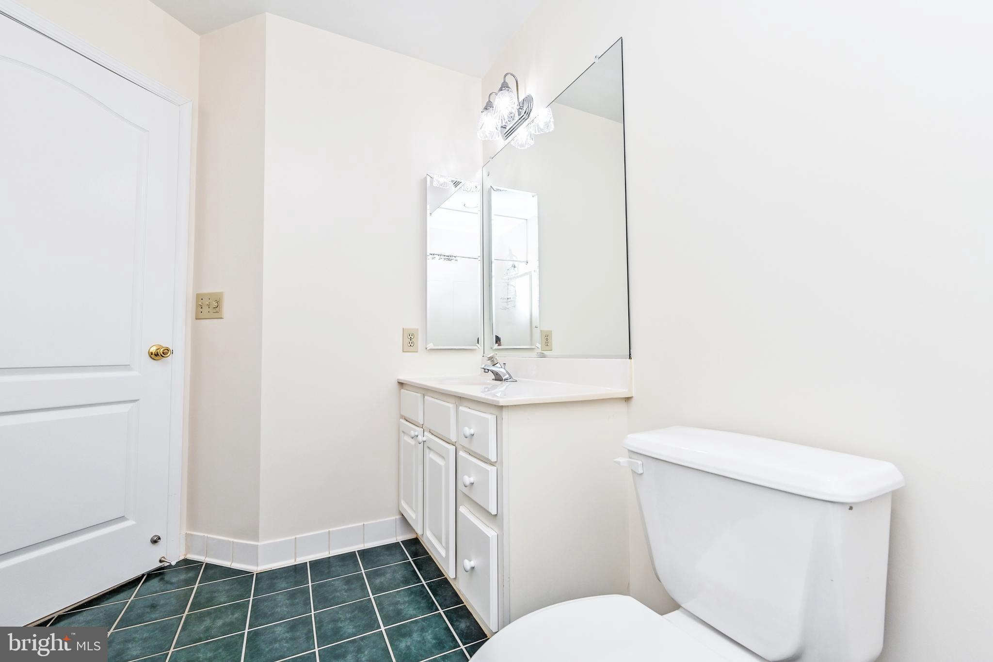 FALLS STATION - Residential Lease