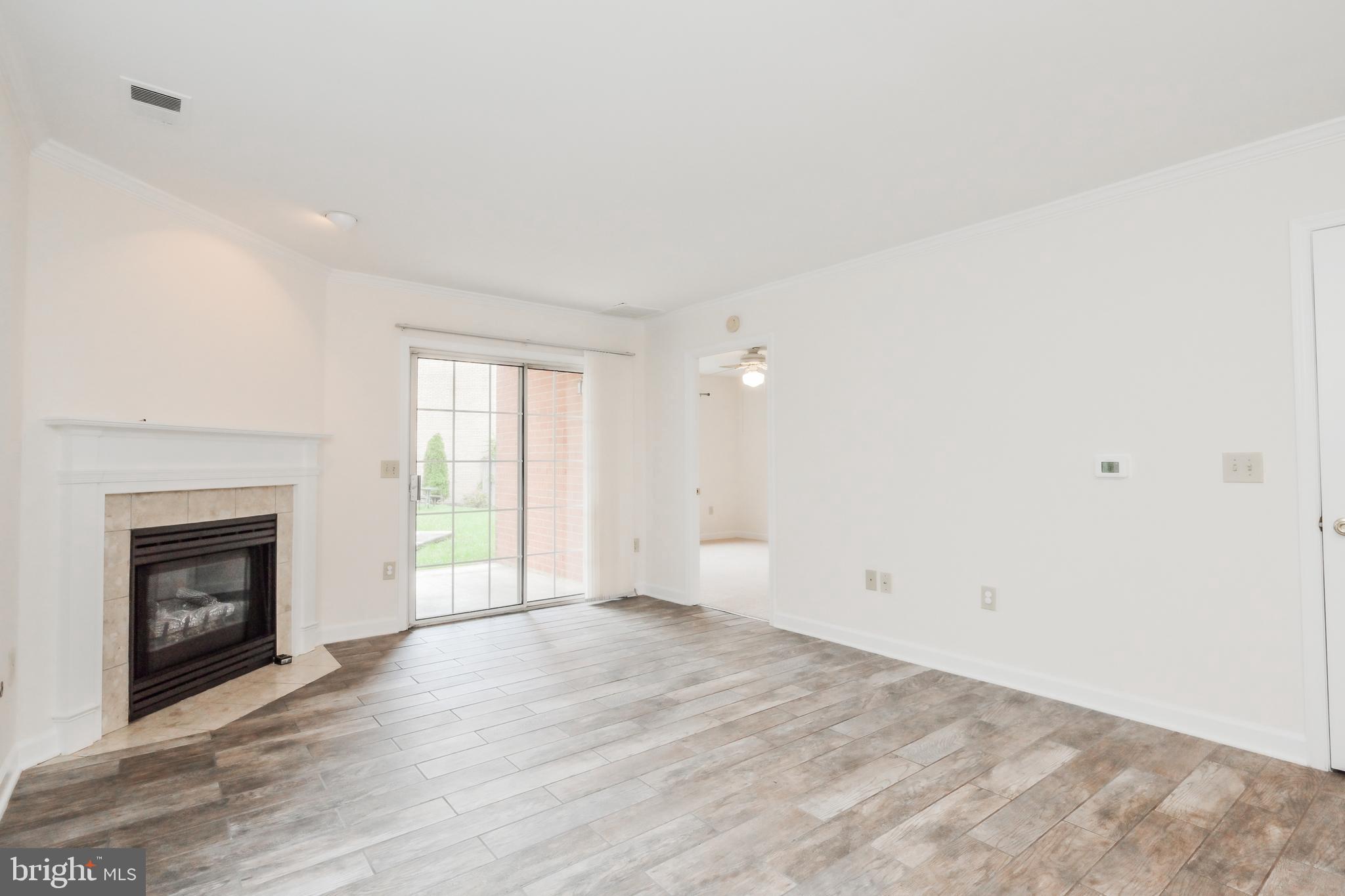 FALLS STATION - Residential Lease