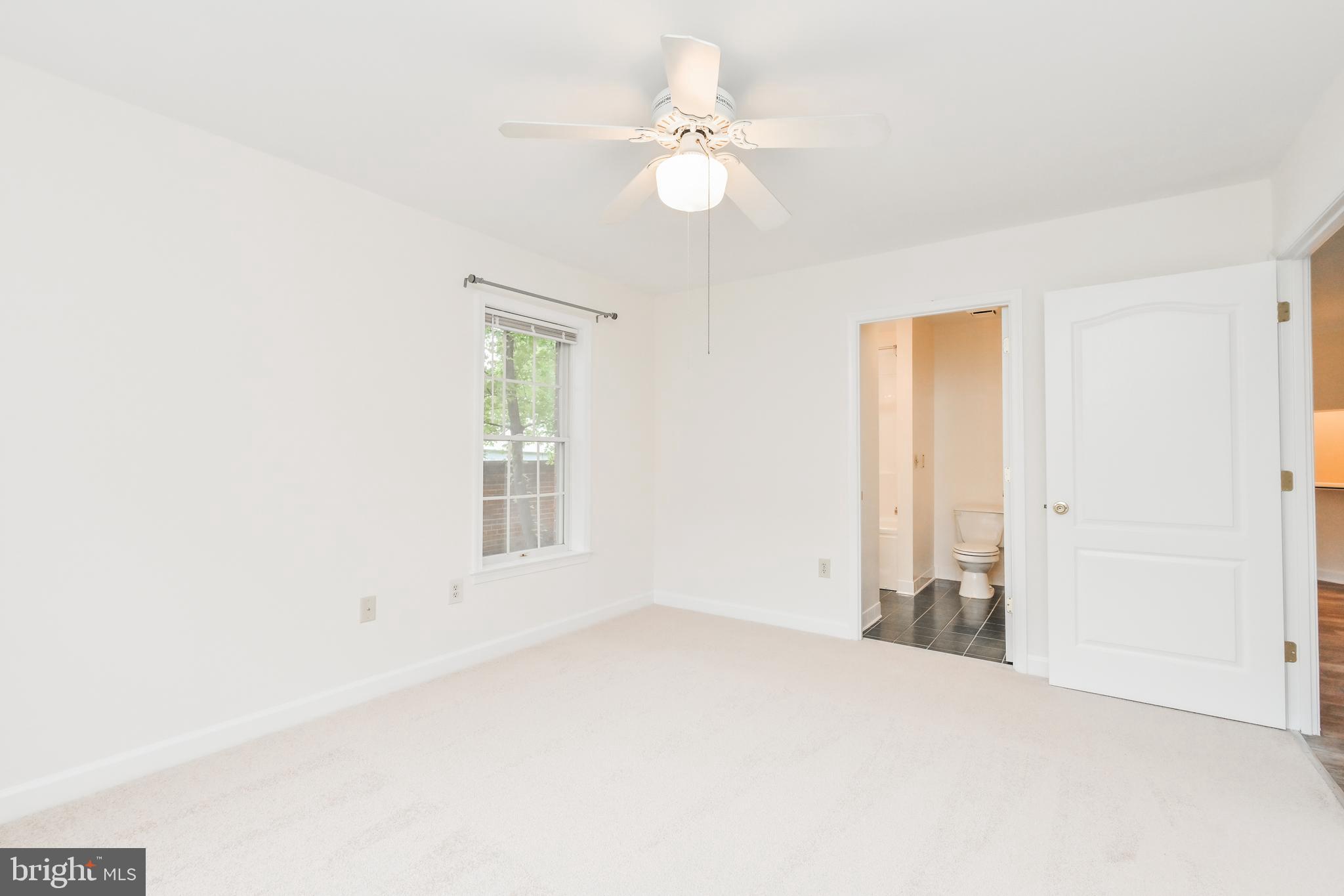 FALLS STATION - Residential Lease