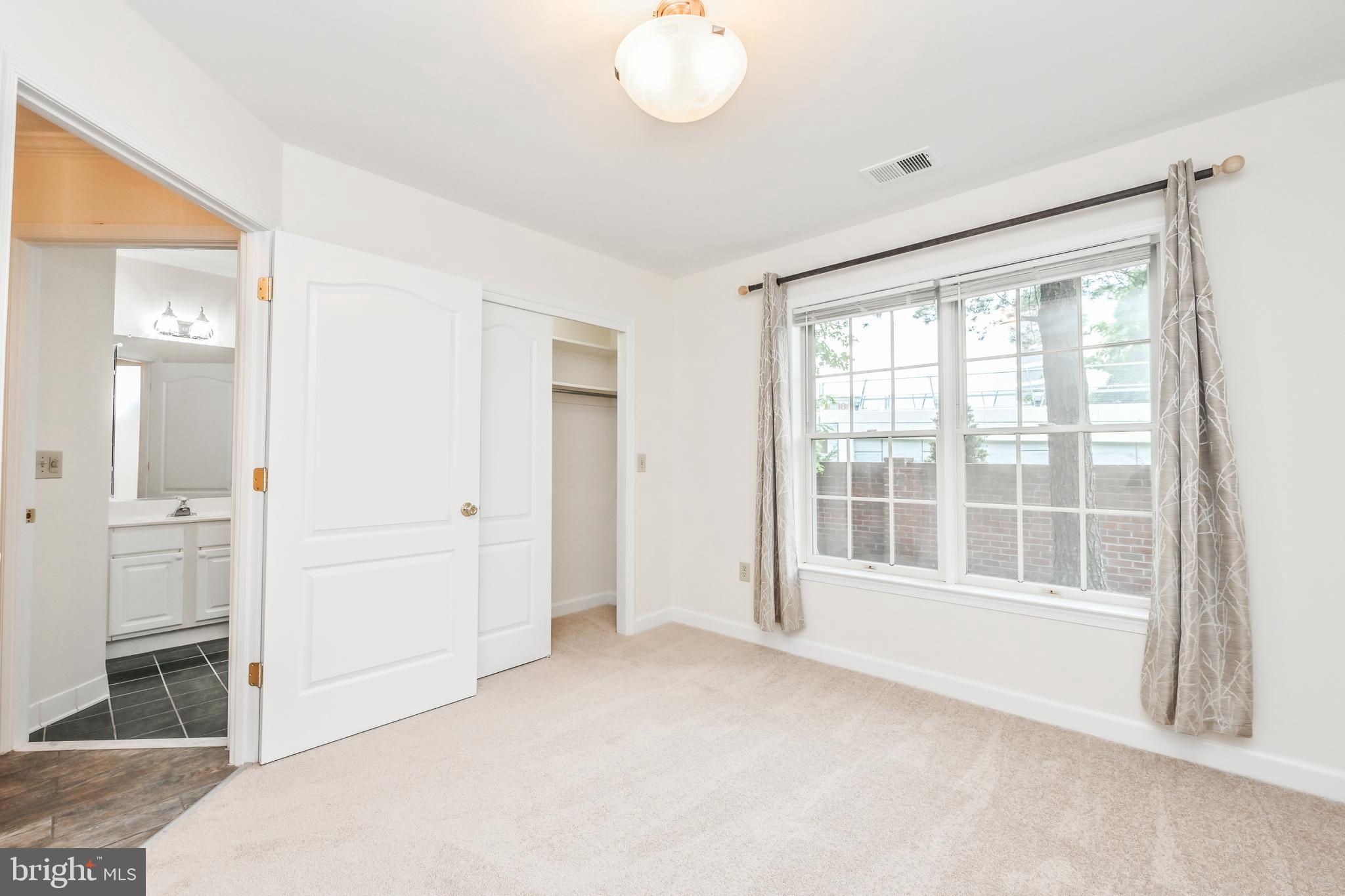 FALLS STATION - Residential Lease