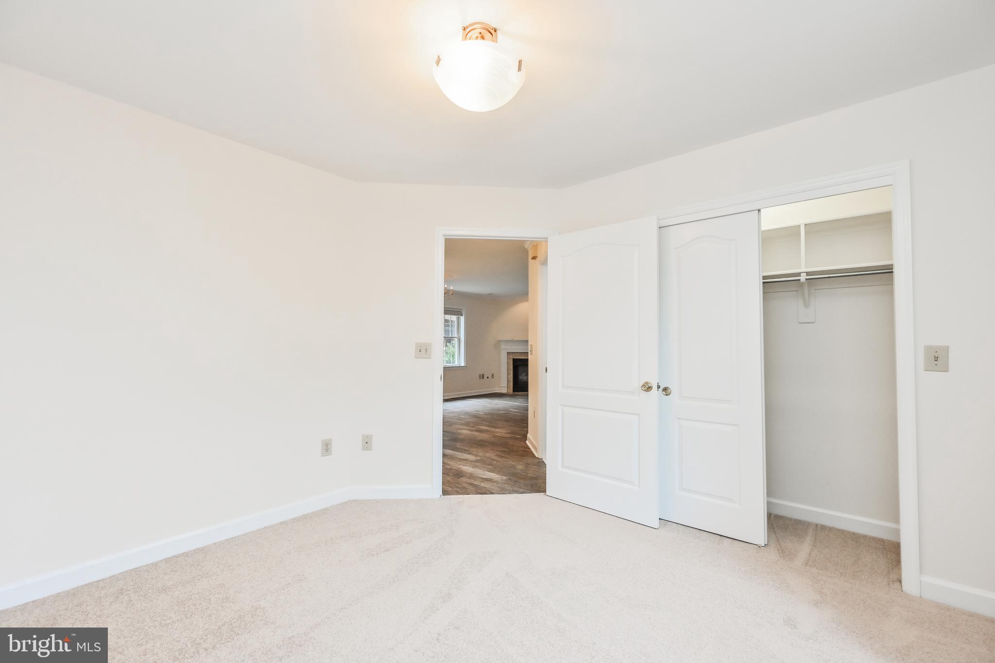 FALLS STATION - Residential Lease