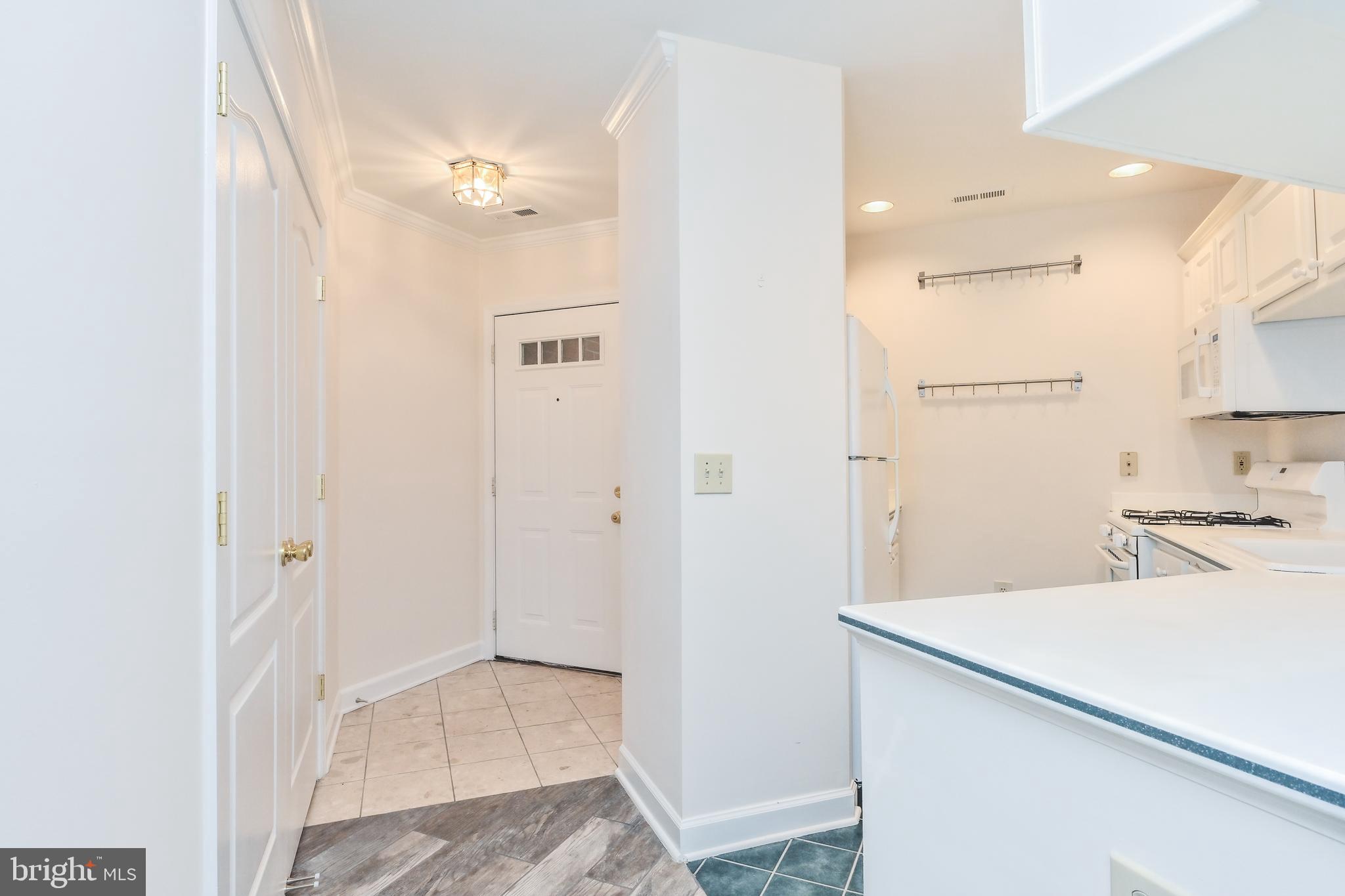 FALLS STATION - Residential Lease