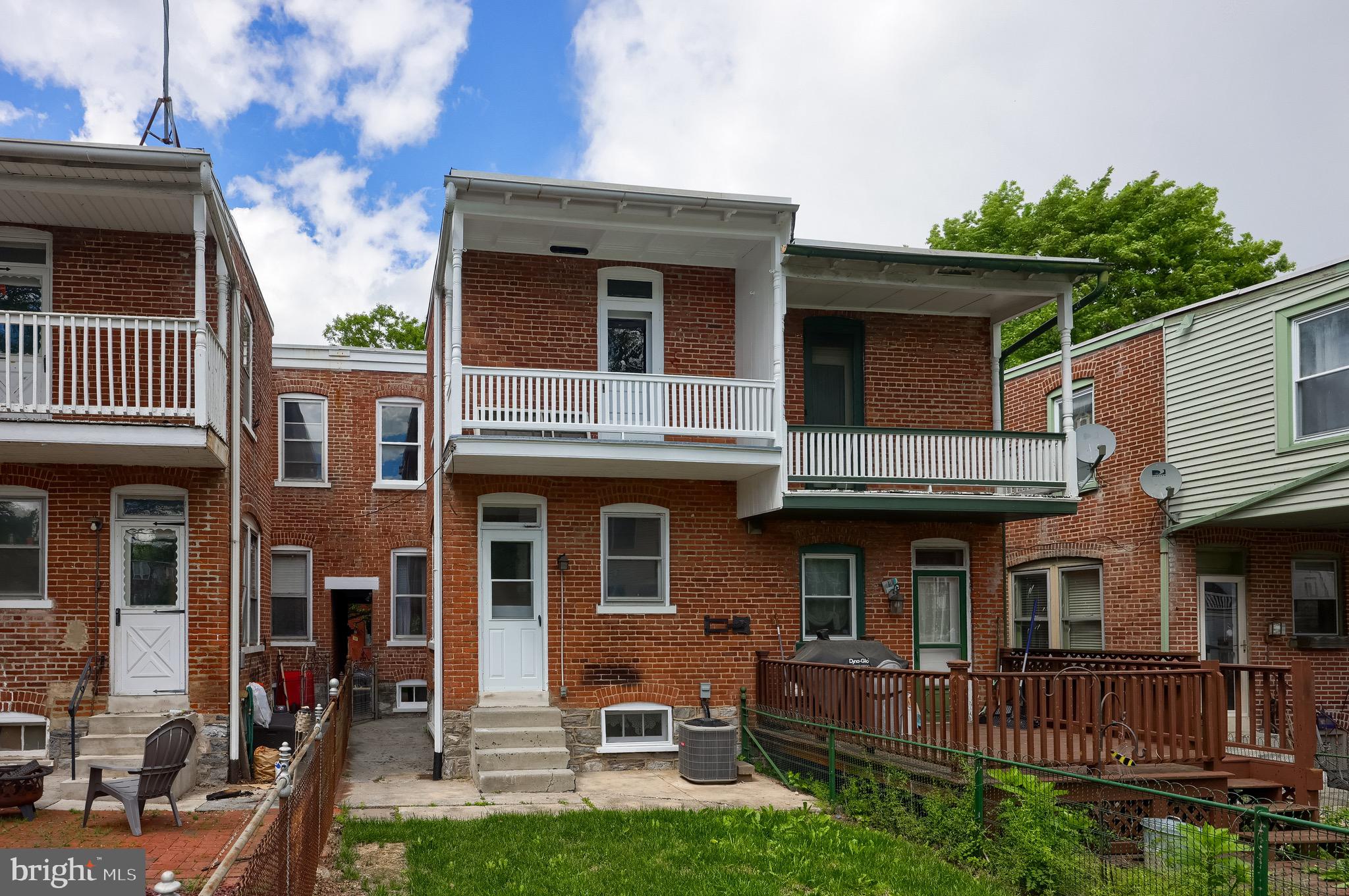 LANCASTER - Residential