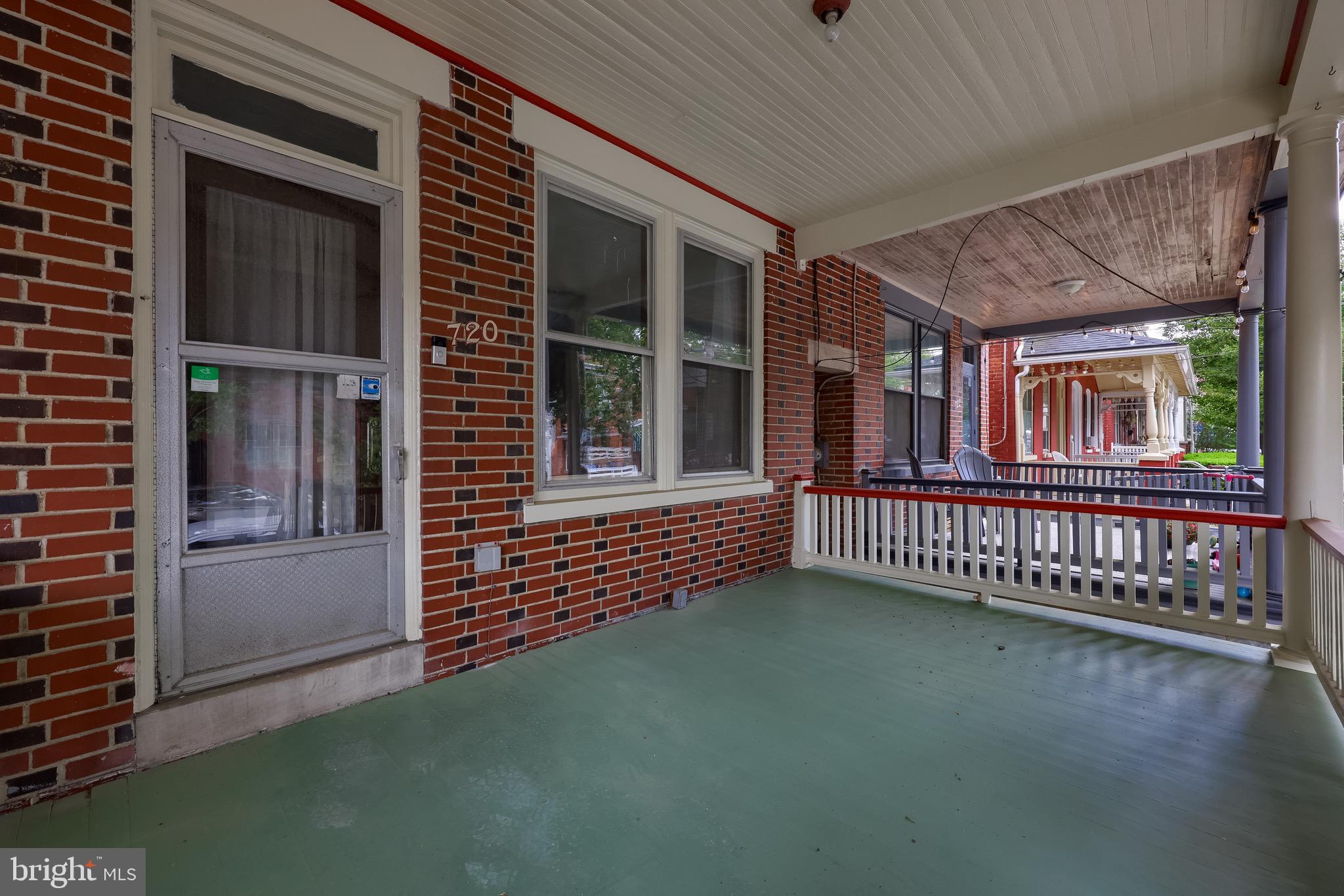 LANCASTER - Residential